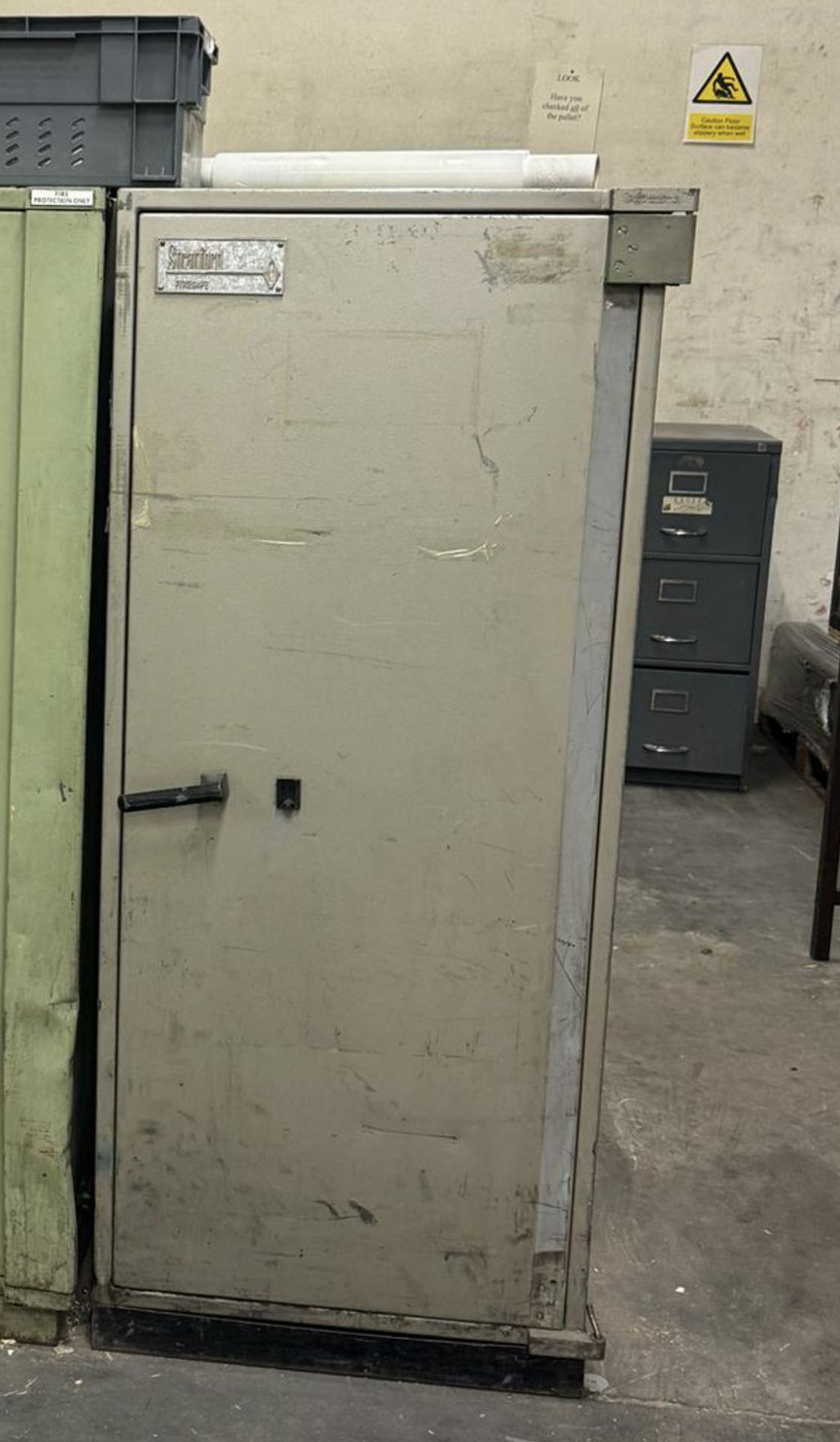 1 x Commercial Safe - NO RESERVE