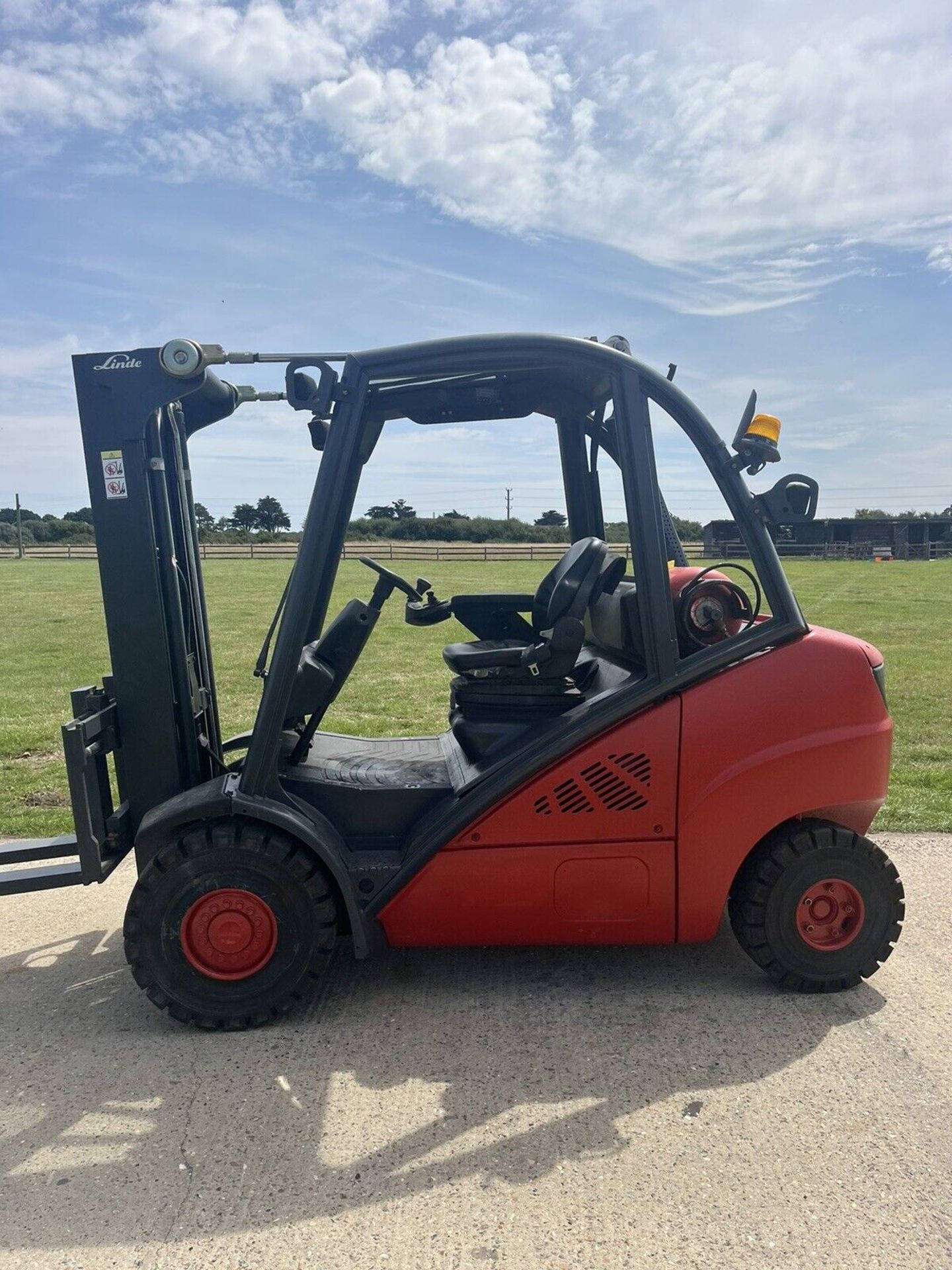 LINDE, LPG 3.5 Ton Forklift - Image 5 of 6