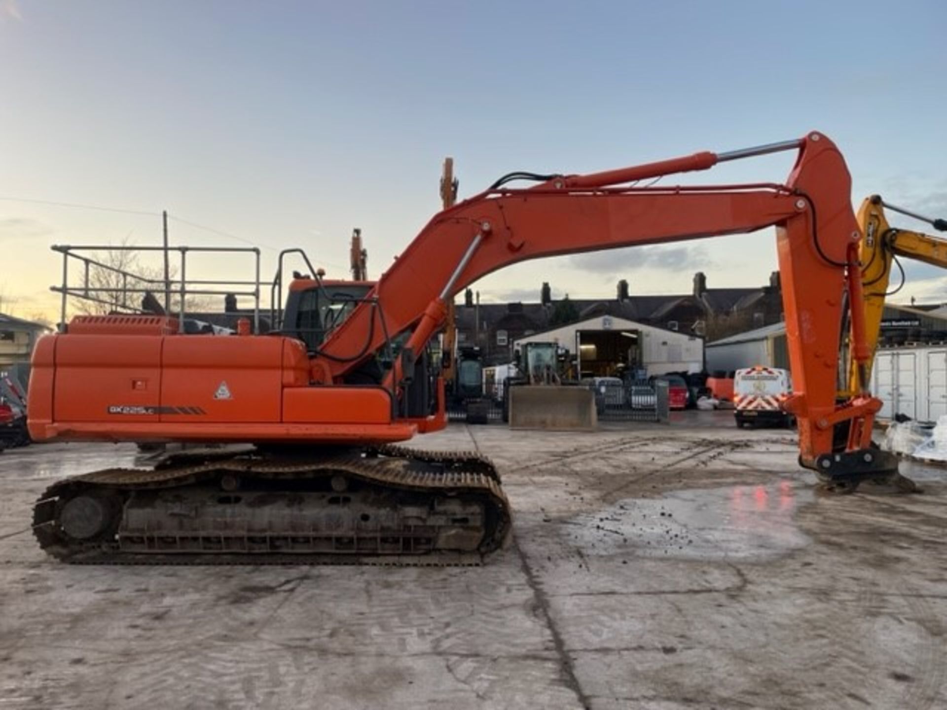 2013 DOOSAN DX225LC-3 EXCAVATOR - Bild 9 aus 15