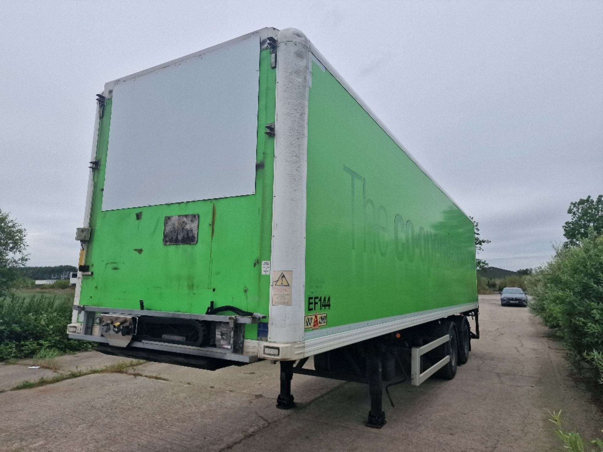 2012 G&A 10.4m Tandem Box Trailer