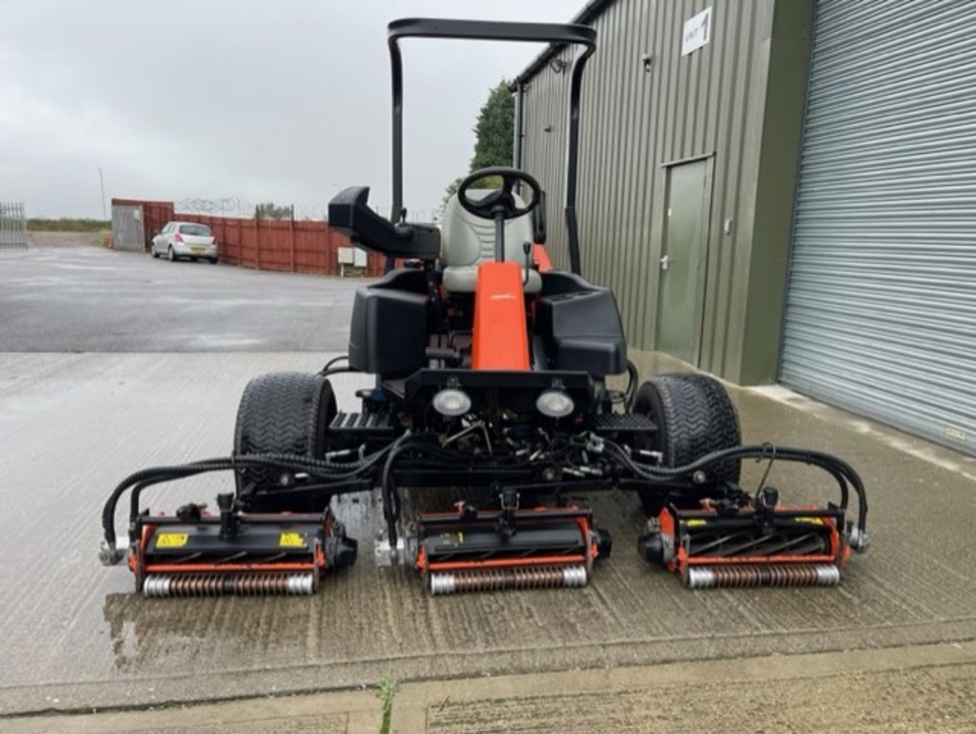 2013, JACOBSEN LF570 FAIRWAY MOWER - Image 5 of 15