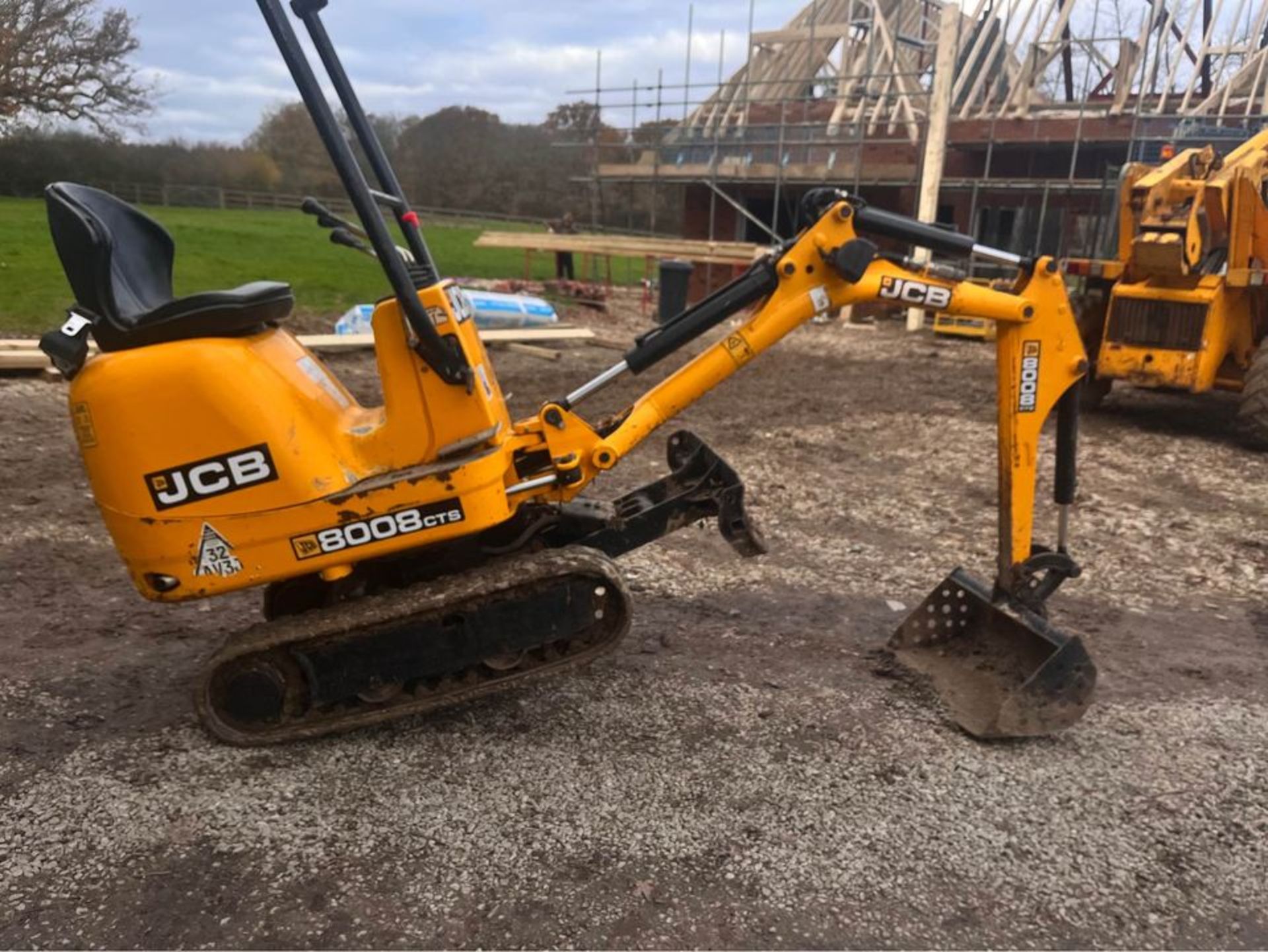 2019, JCB 8008 CTS - 0.8 Ton Mini Digger (expanding tracks 3 buckets) - Bild 6 aus 8