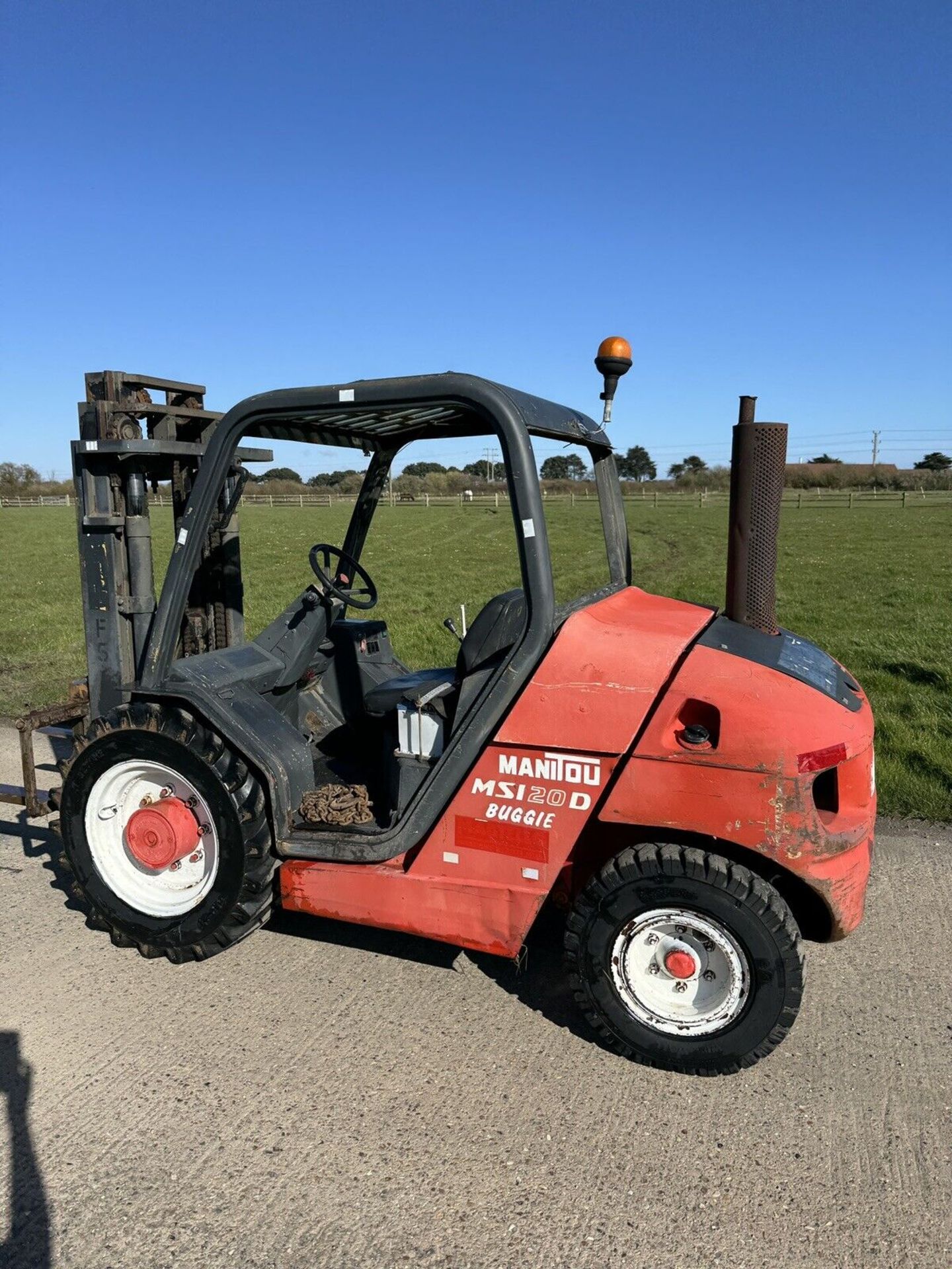 MANITOU, 2 Tonne (2WD) Forklift - Image 5 of 5