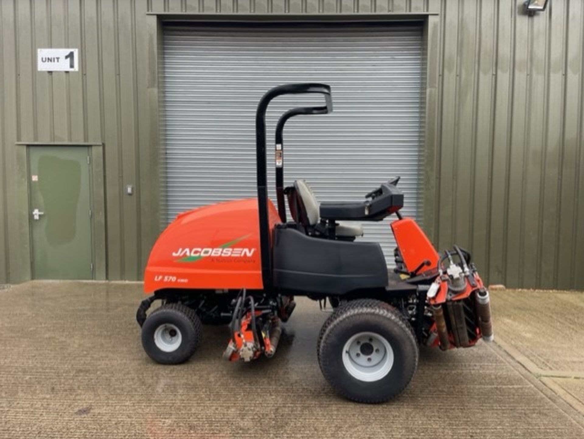 2013, JACOBSEN LF570 FAIRWAY MOWER - Image 2 of 15