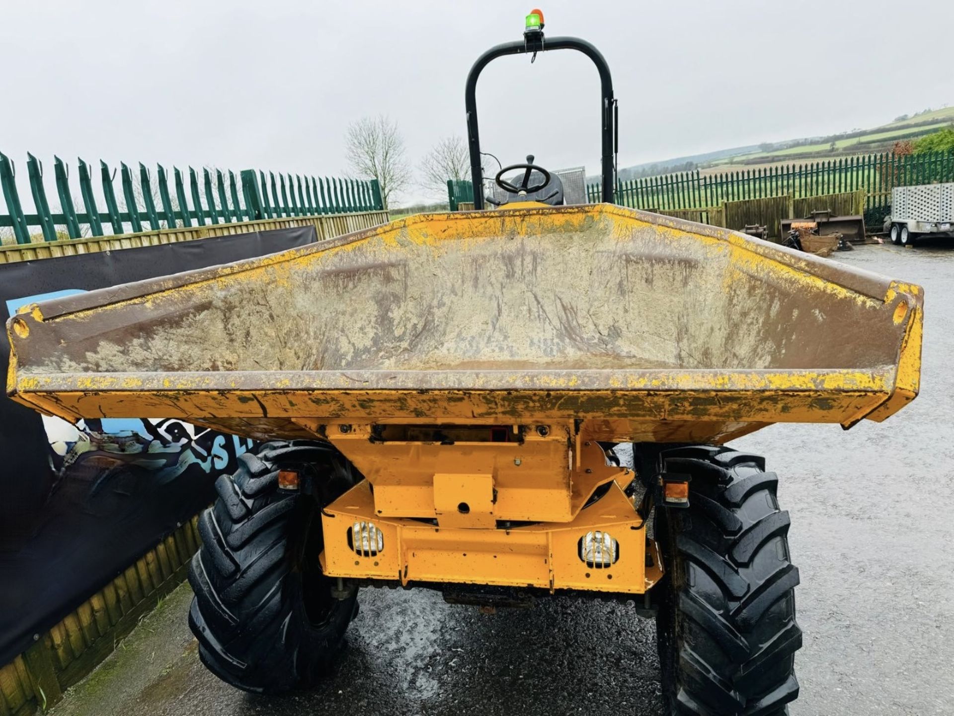 2017, THWAITES 6 T SWIVEL Dumper - Image 8 of 17