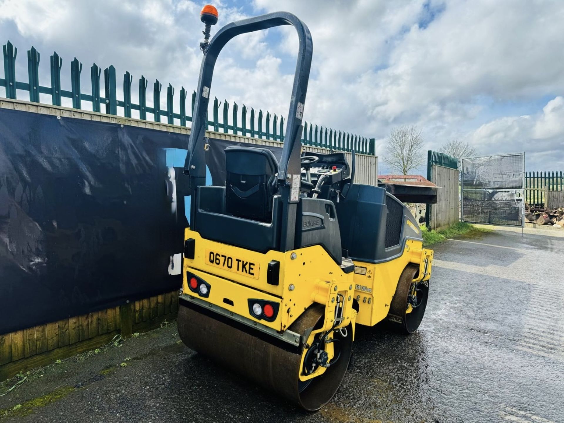 2017, BOMAG BW120 AD-5 ROLLER - Image 9 of 12