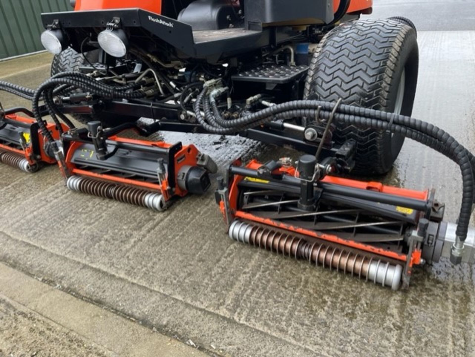 2013, JACOBSEN LF570 FAIRWAY MOWER - Image 6 of 15