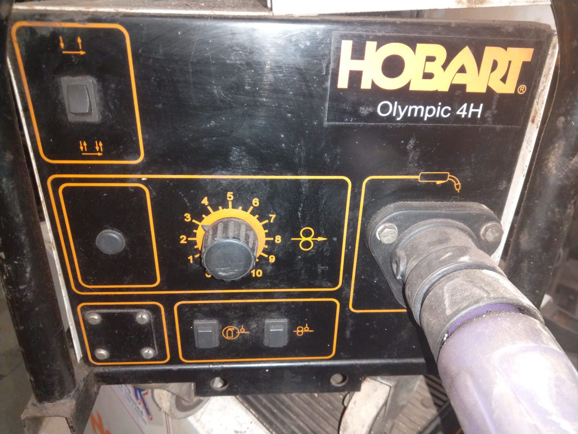 Hobart Beta-Mig 4000, 400 Amp 3 Phase Industrial Welder - Image 3 of 7