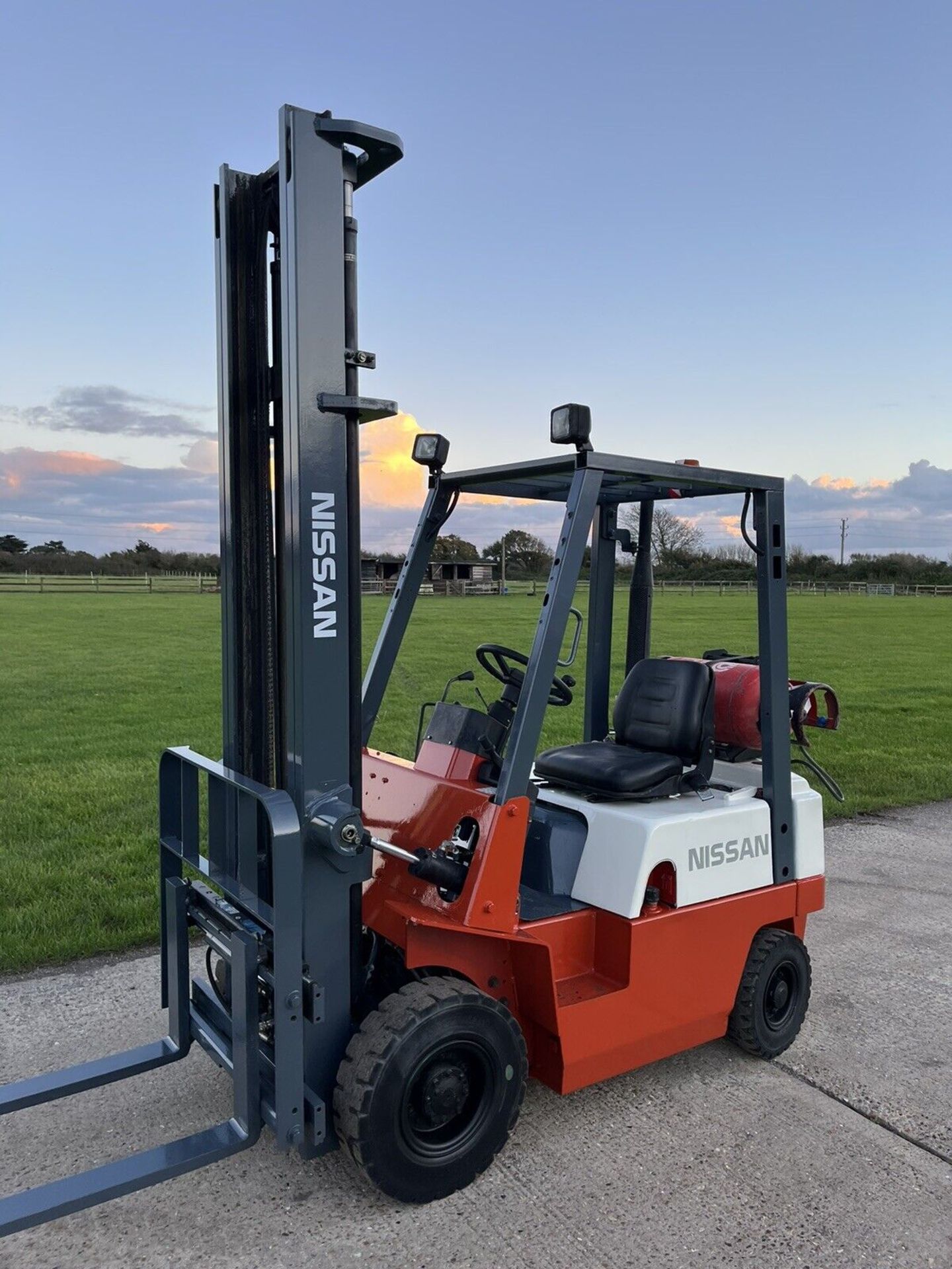 NISSAN, 1.5 Tonne Gas Forklift.