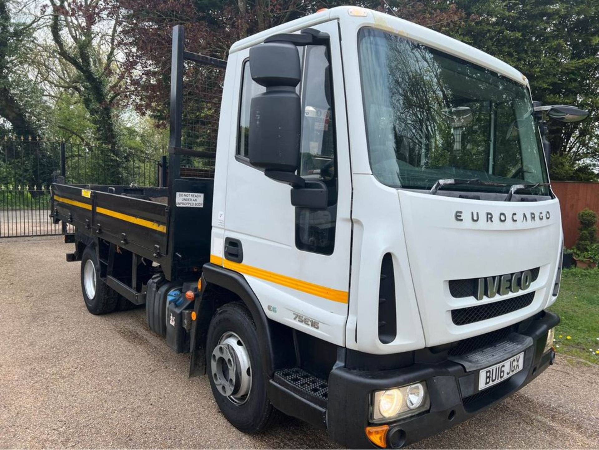 2016 IVECO Eurocargo (7.5 ton) Tipper. - Image 4 of 13