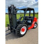 MANITOU, 2 Tonne (2WD) Forklift