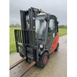 LINDE, H25 Gas Forklift (container spec - 2.5 at 600 load center)