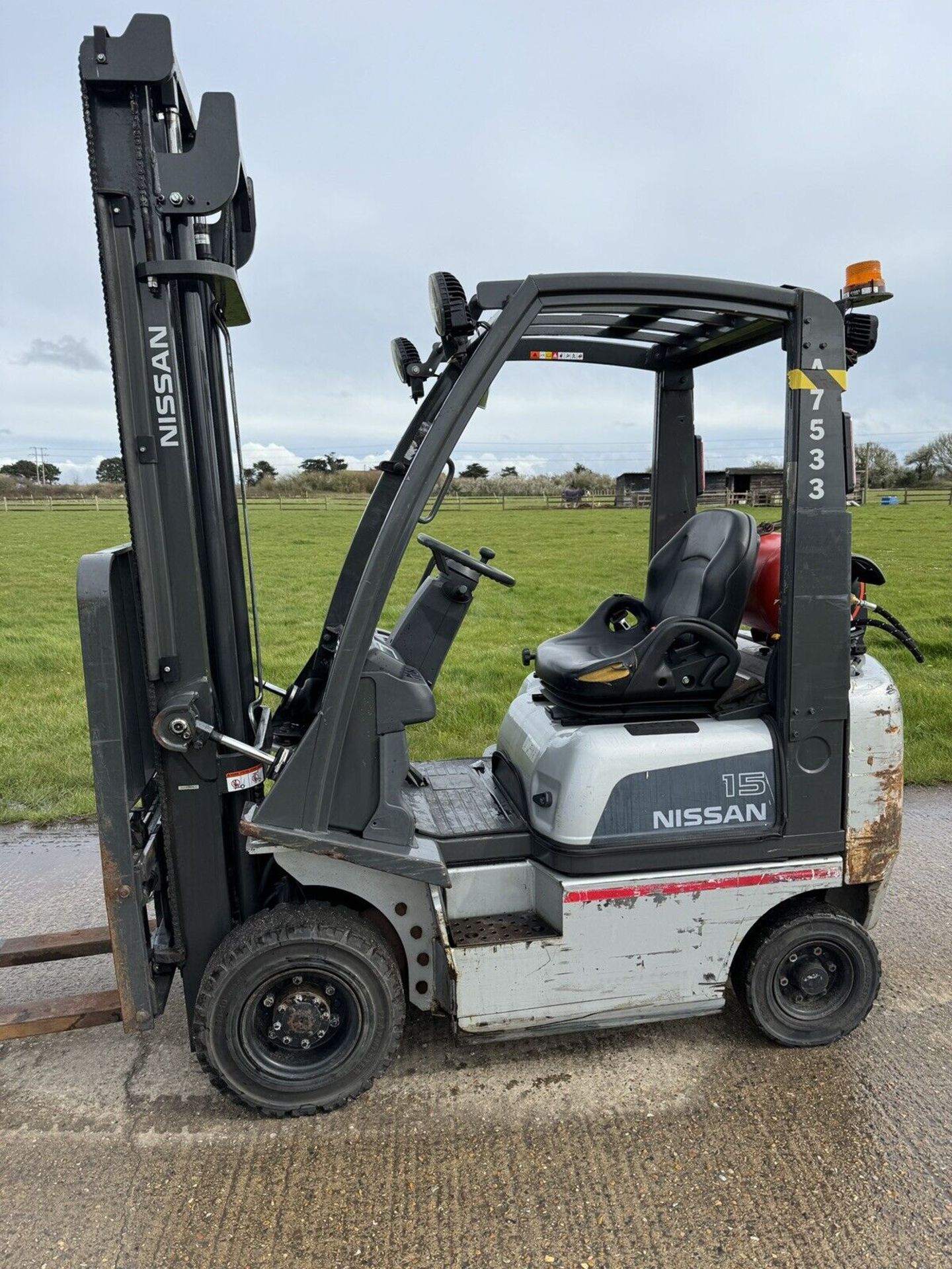 NISSAN, 1.5 Gas Forklift - Image 3 of 3