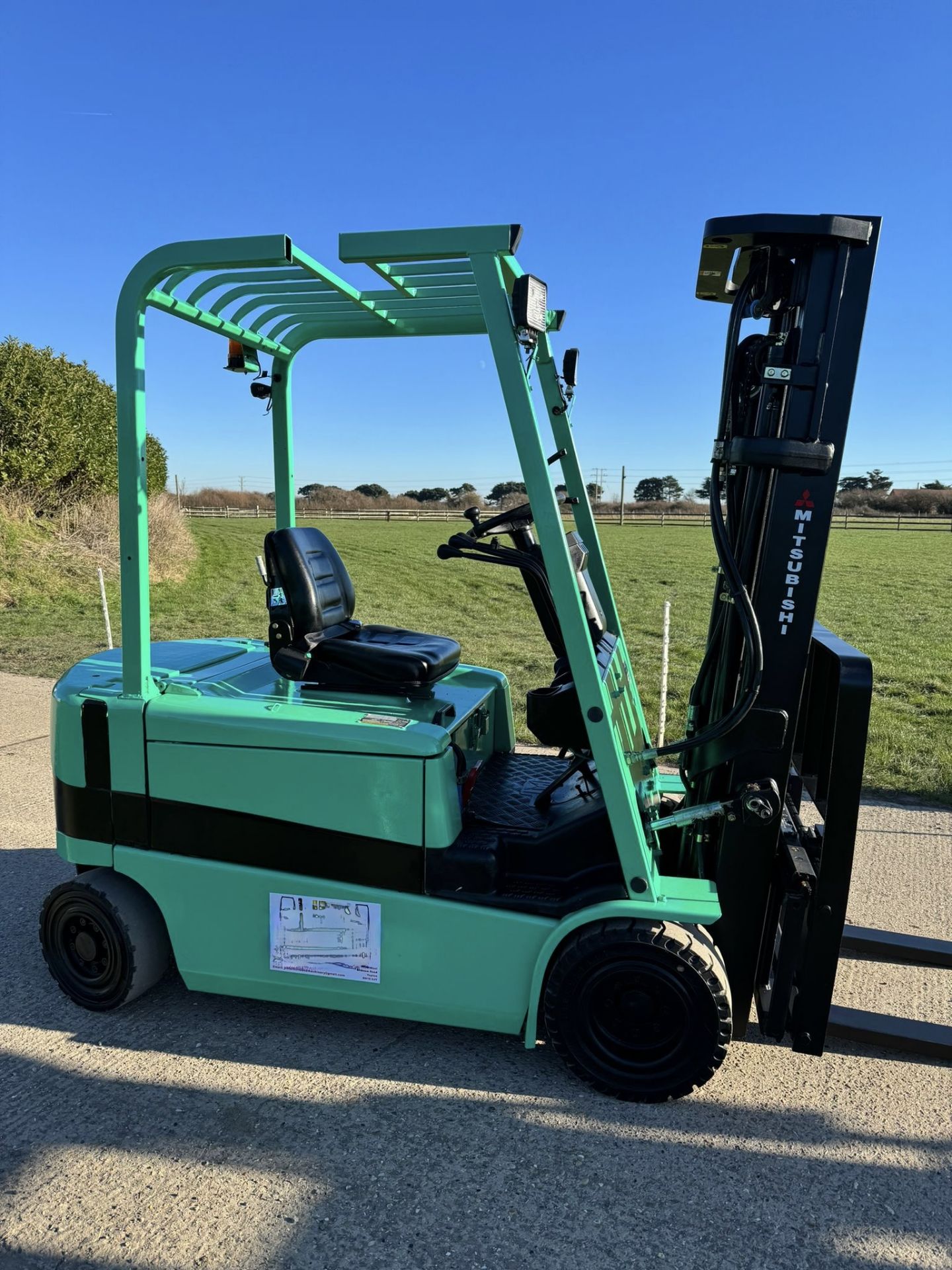 MITSUBISHI 2 Tonne (Container Spec) Electric Forklift Truck - Image 4 of 4