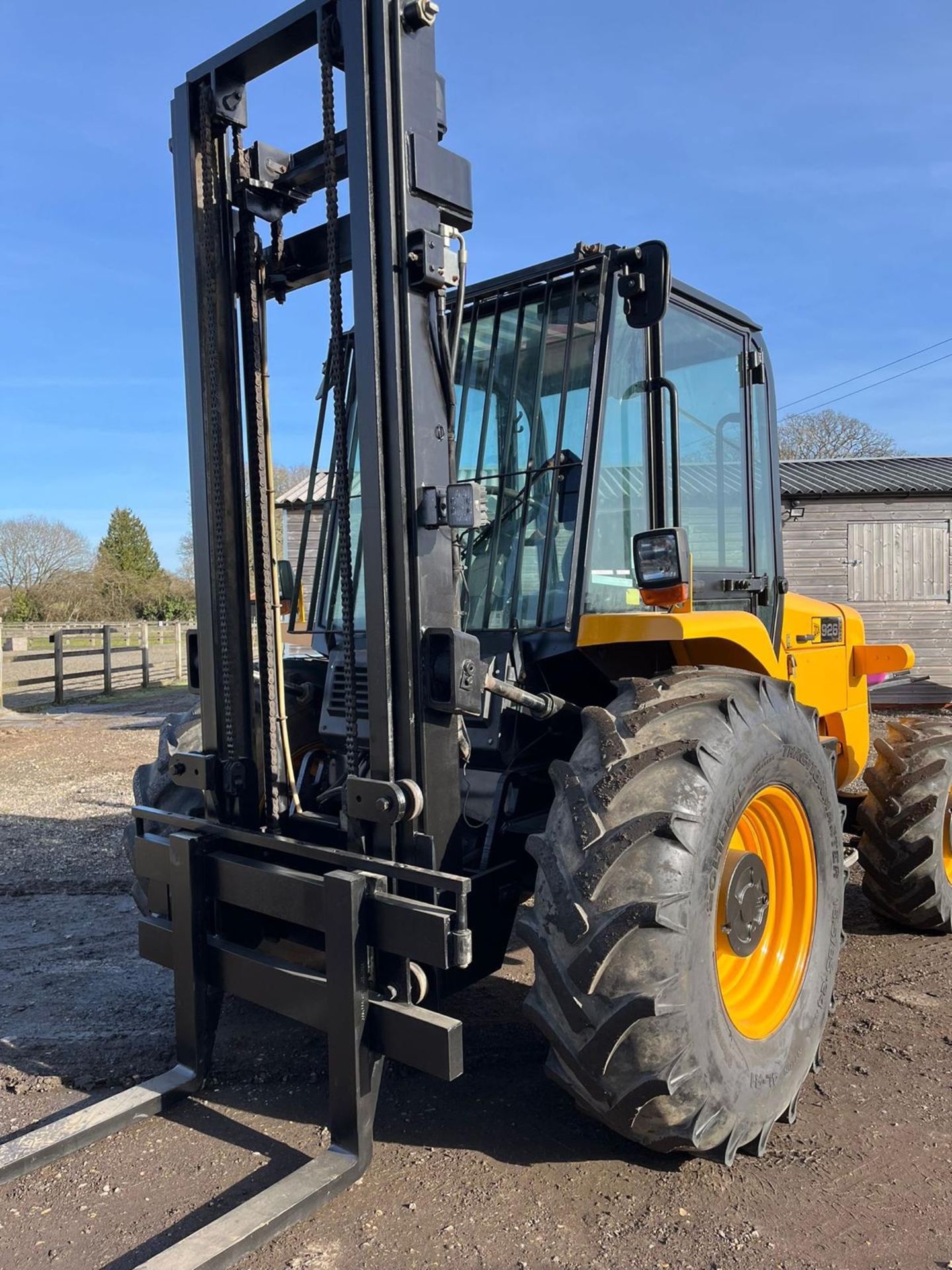 2007, JCB 926 - 2.6 tonne 4WD Rough Terrain Forklift - Image 9 of 12