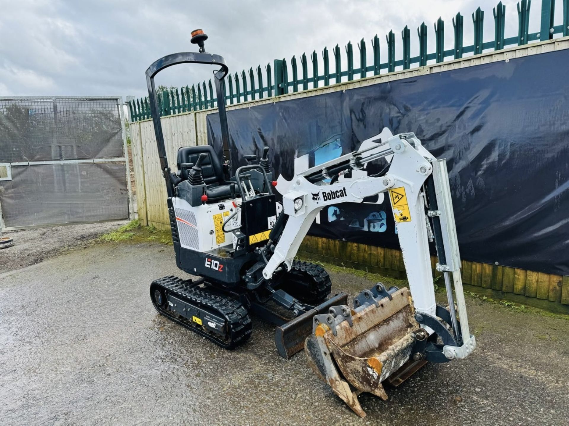 2022, BOBCAT E10Z EXCAVATOR