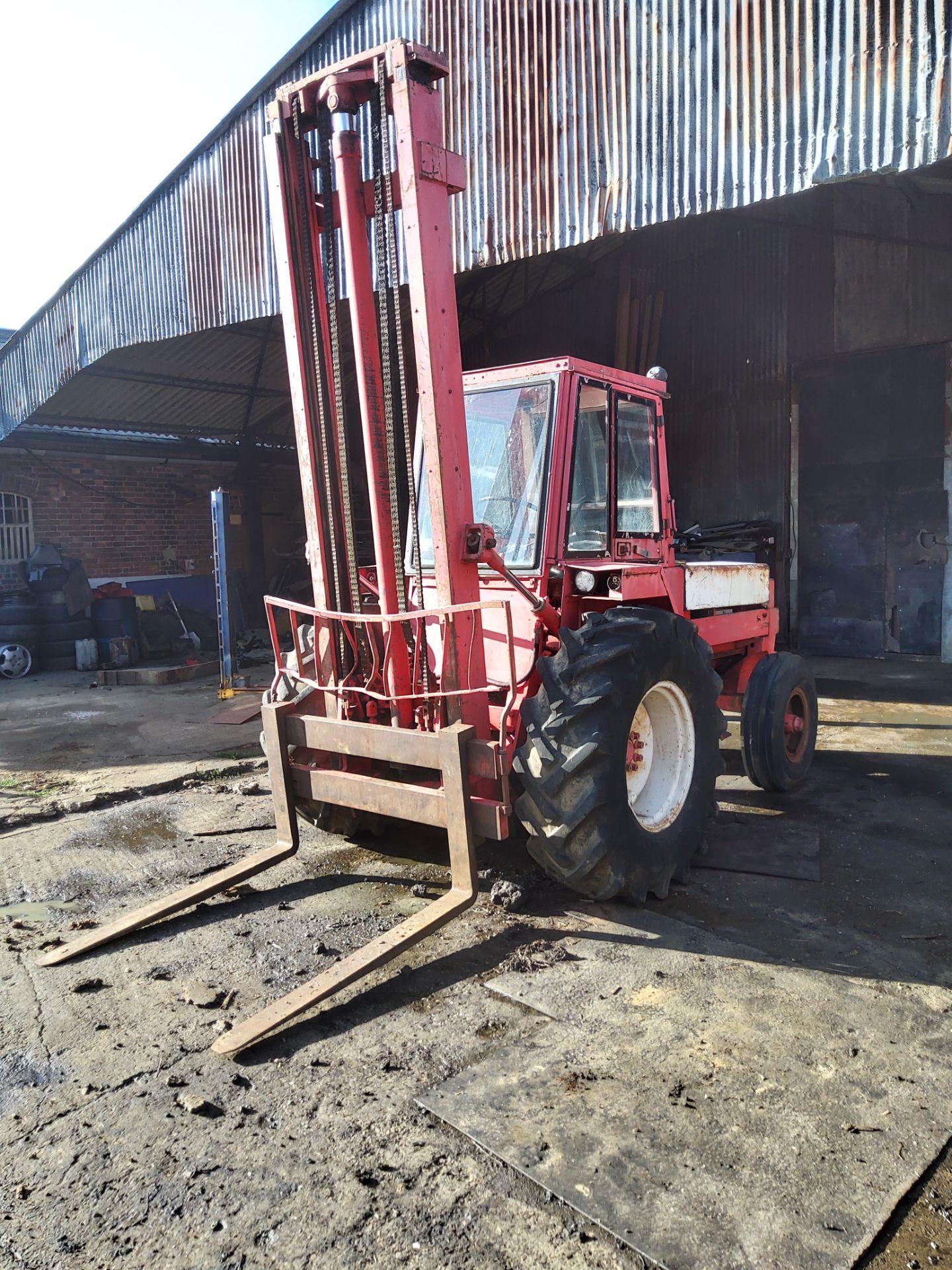 1988 MANITOU - MB25 (2WD) Forklift