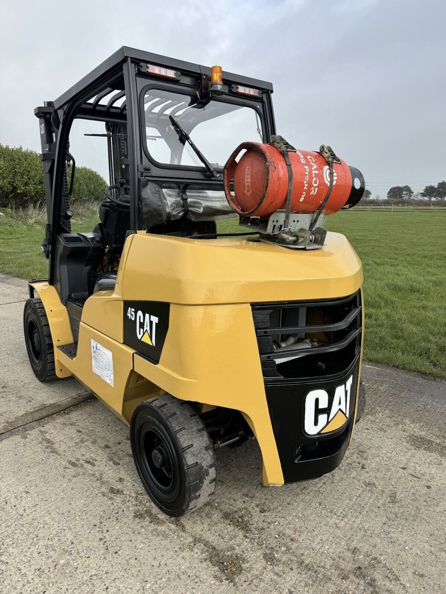 CATERPILLAR - 4.5 Tonne, Gas Forklift - Image 7 of 7