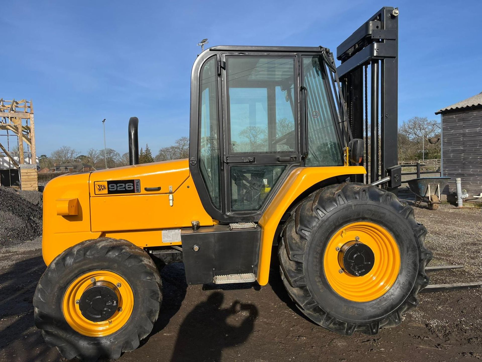 2007, JCB 926 - 2.6 tonne 4WD Rough Terrain Forklift - Image 2 of 12