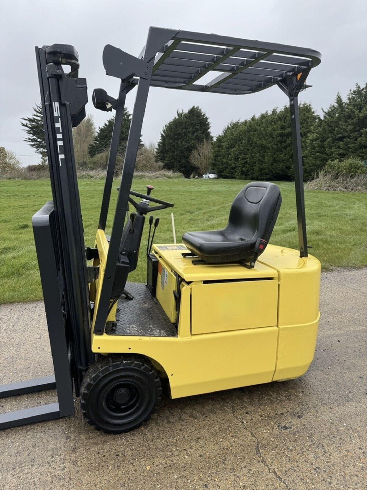 STILL 1.5 Electric Forklift Truck (Container Spec) - Image 4 of 5