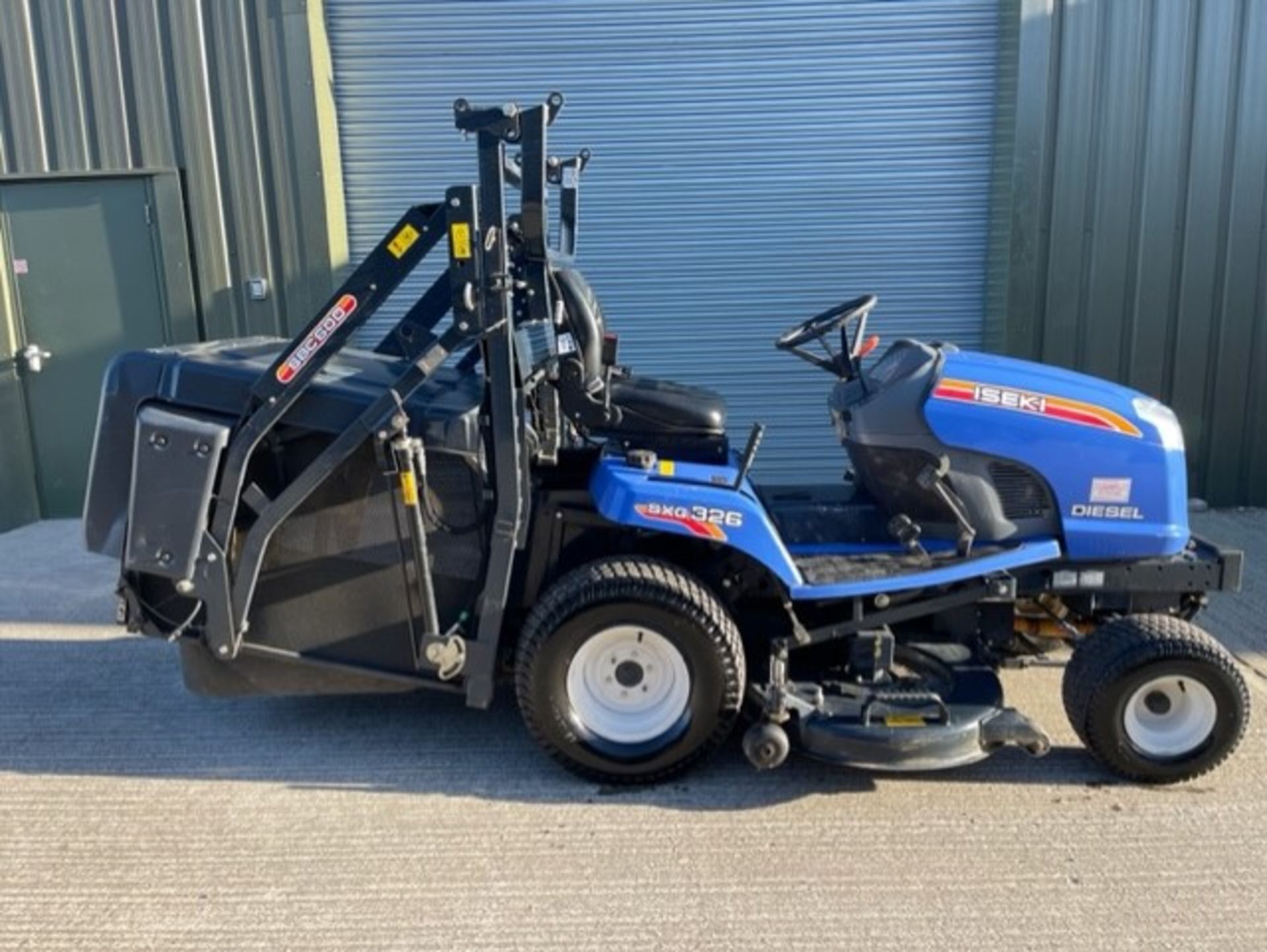 2016, ISEKI SXG326 COLLECTOR MOWER - Bild 2 aus 15