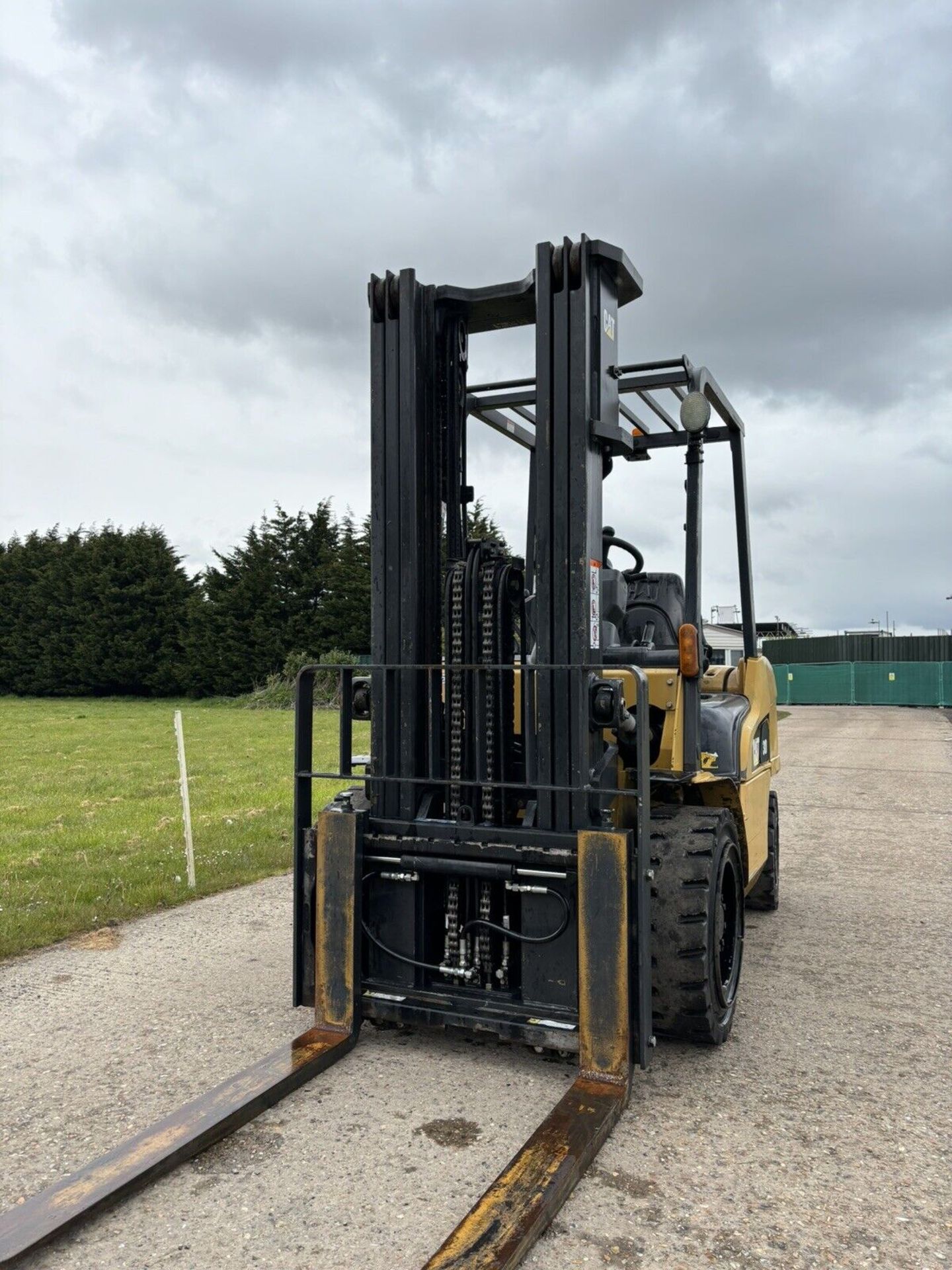 2014, CATERPILLAR - Diesel Forklift Truck - Image 3 of 7