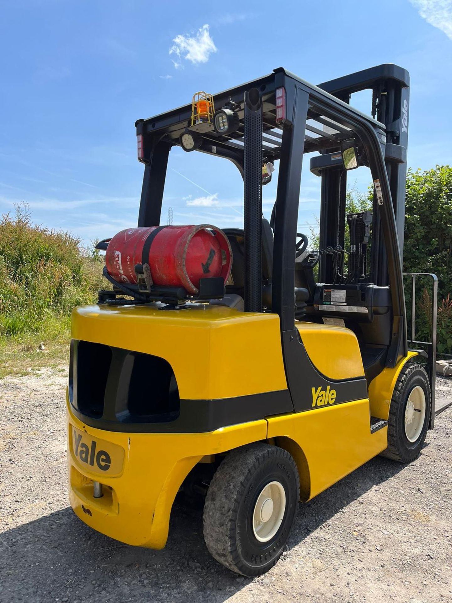 2017, YALE - 3 Tonne Gas Forklift - Image 2 of 10