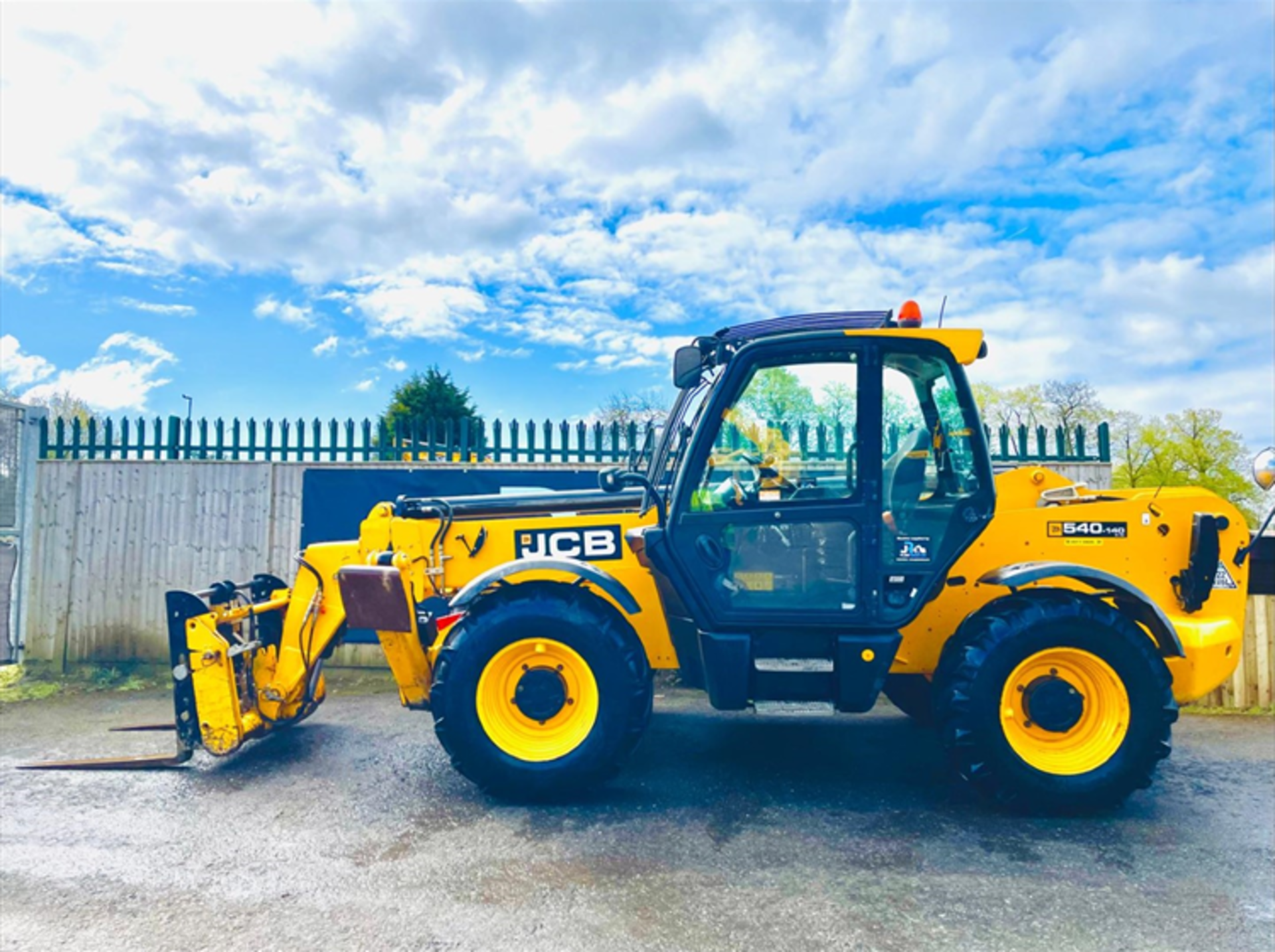 2019, JCB 540-140 HI VIZ TELEHANDLER - Image 4 of 21