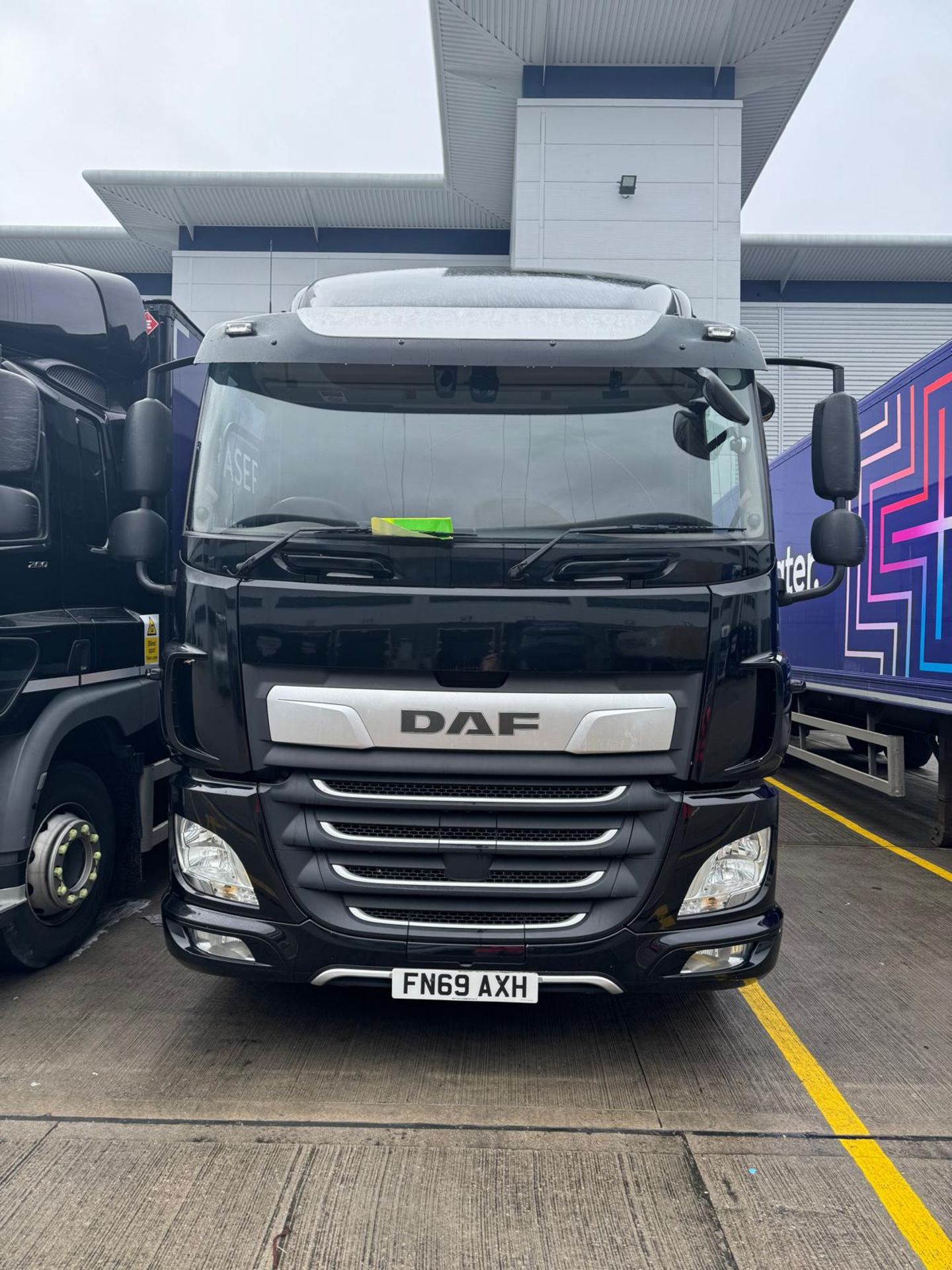 2019, DAF CF 260 FA (Ex-Fleet Owned & Maintained) - FN69 AXH (18 Ton Rigid Truck with Tail Lift) - Bild 5 aus 14