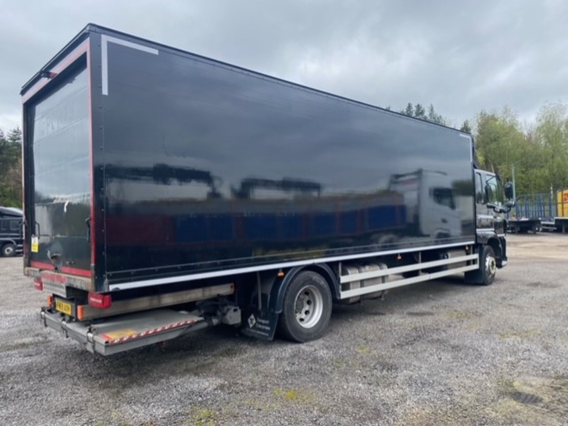 2019, DAF CF 260 FA (Ex-Fleet Owned & Maintained) - FN69 AXH (18 Ton Rigid Truck with Tail Lift) - Bild 18 aus 22