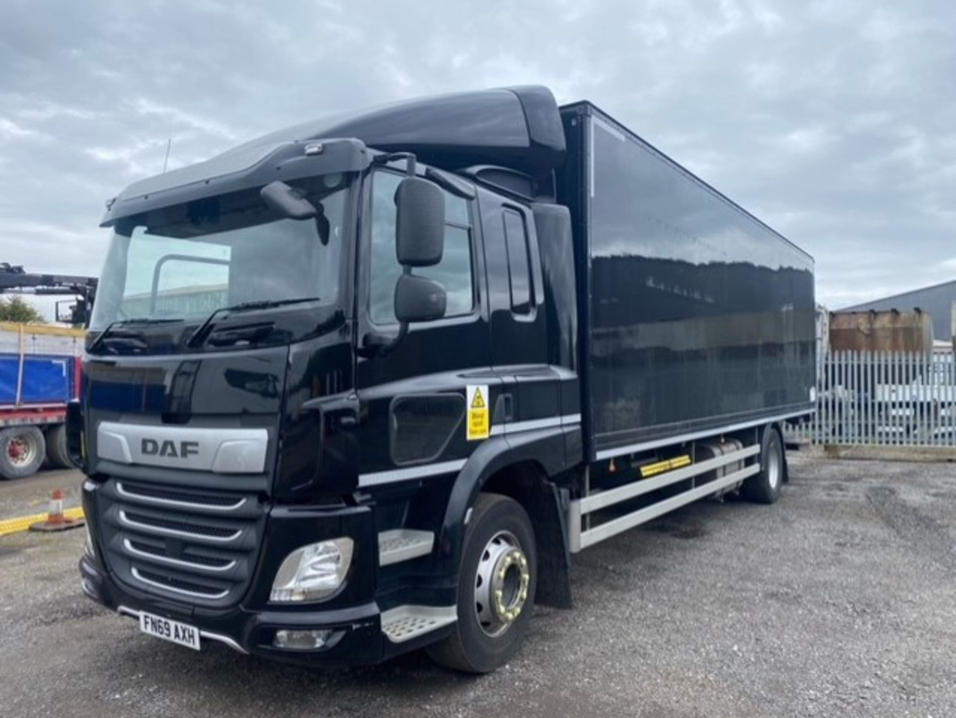 2019, DAF CF 260 FA (Ex-Fleet Owned & Maintained) - FN69 AXH (18 Ton Rigid Truck with Tail Lift) - Bild 21 aus 22