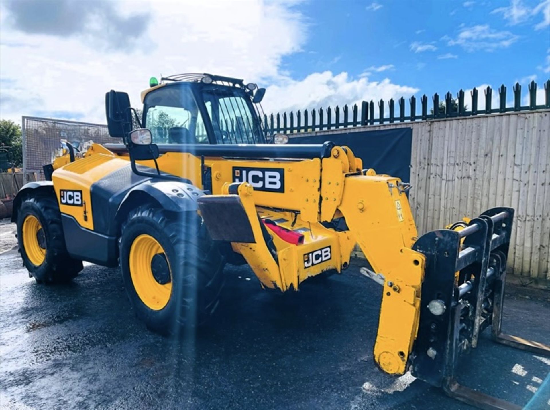 2019, JCB 540-140 HI VIZ TELEHANDLER - Image 2 of 21