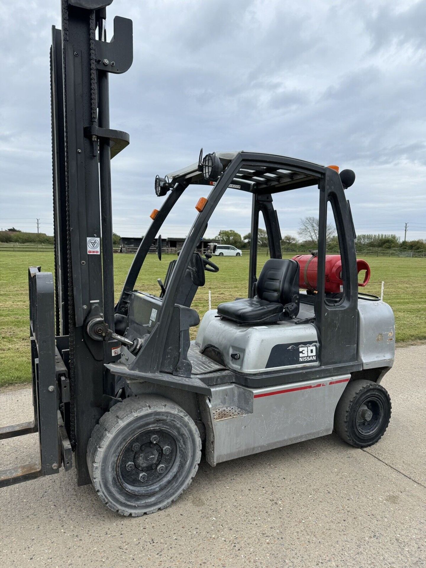 NISSAN, 3 Tonne - Gas Forklift Truck - Image 4 of 4