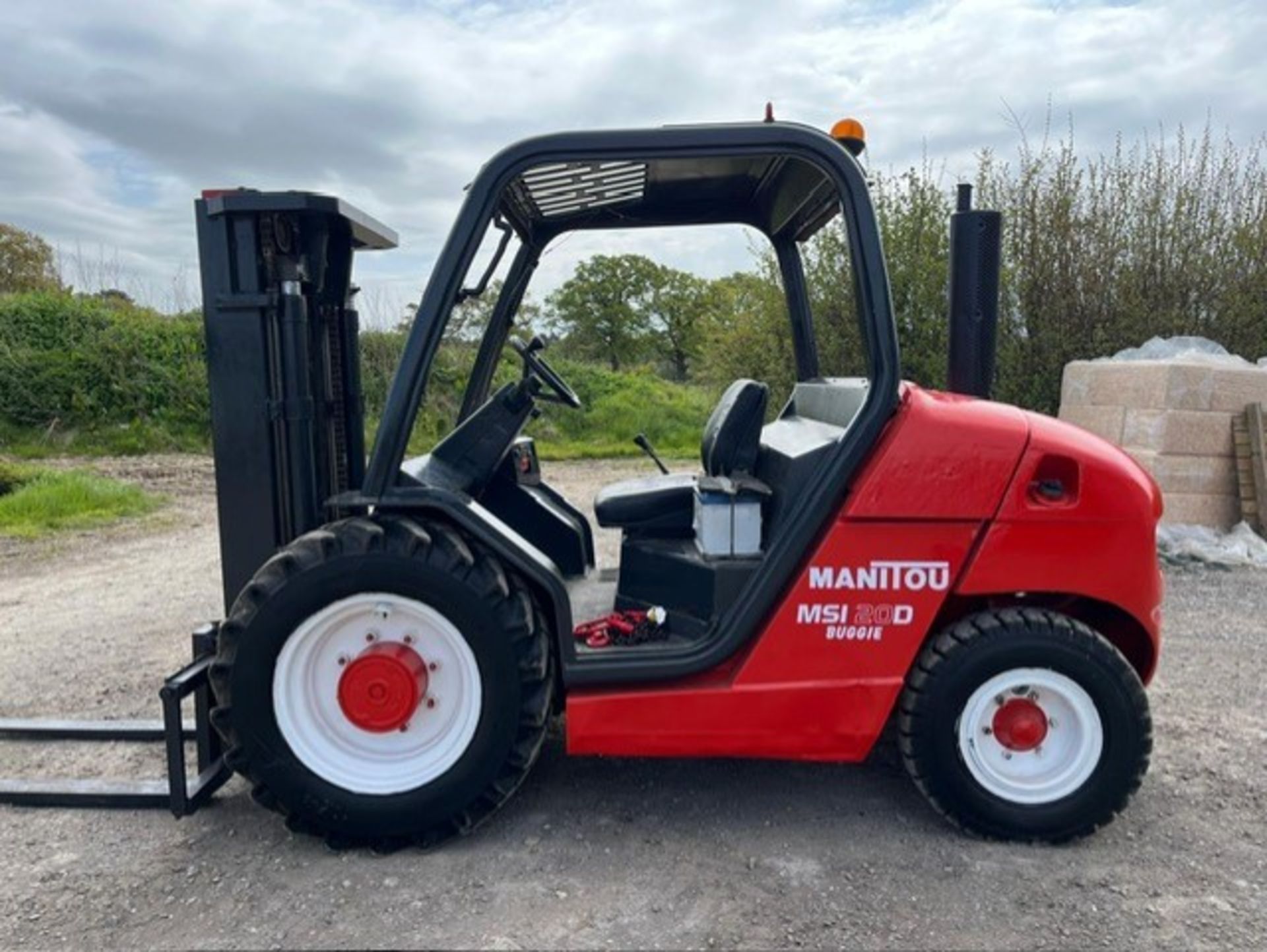 1997, MANITOU - MSI20, 2 Tonne Semi Rough Terrain Forklift - Image 2 of 7