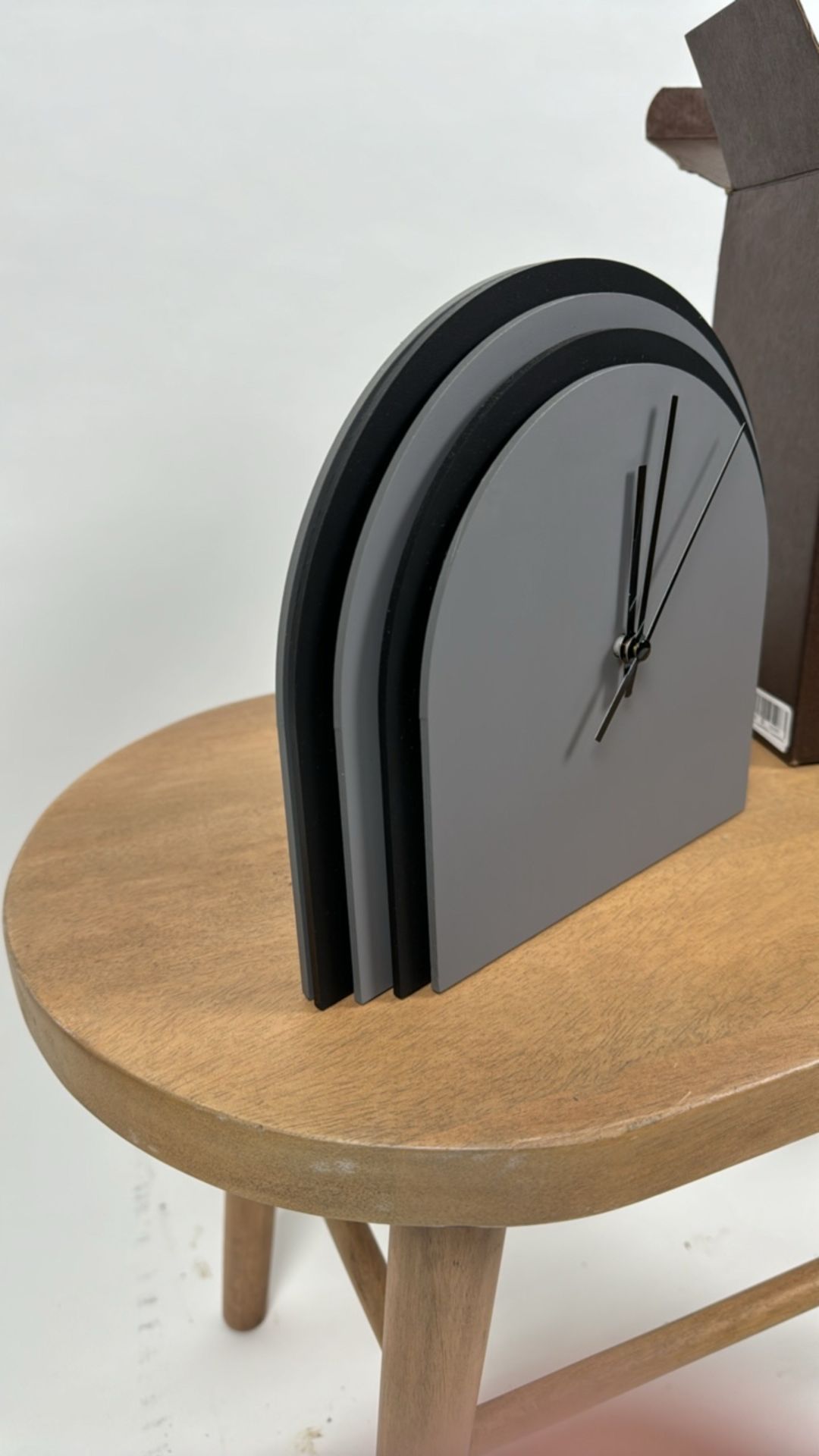 Rudi Grey Central Desk Clock - Image 5 of 5