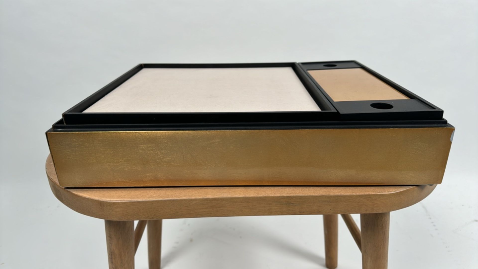 Posh Company Silver Leaf Mat Box - Image 2 of 4