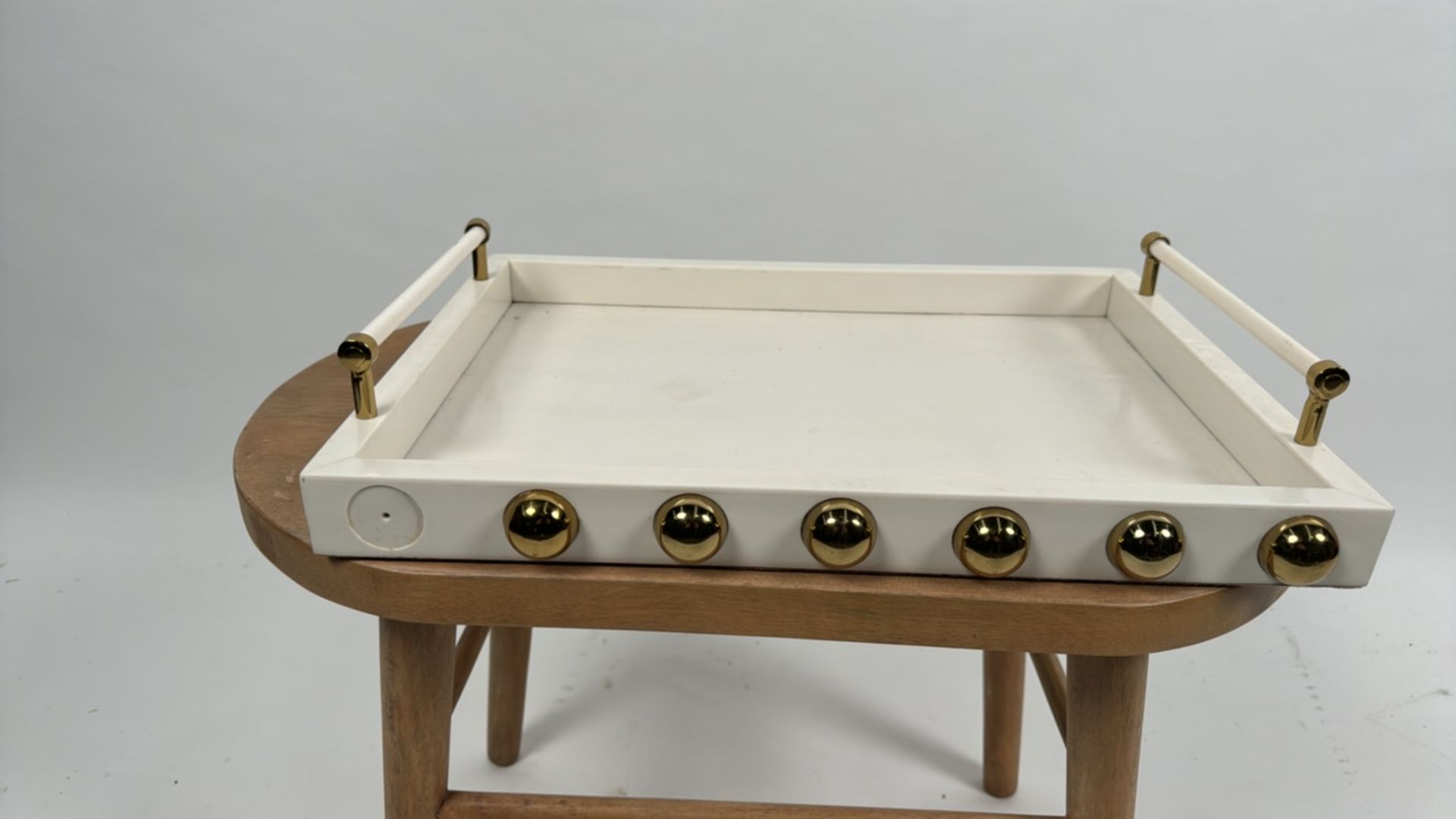 White & Gold Studded Tray - Bild 5 aus 5