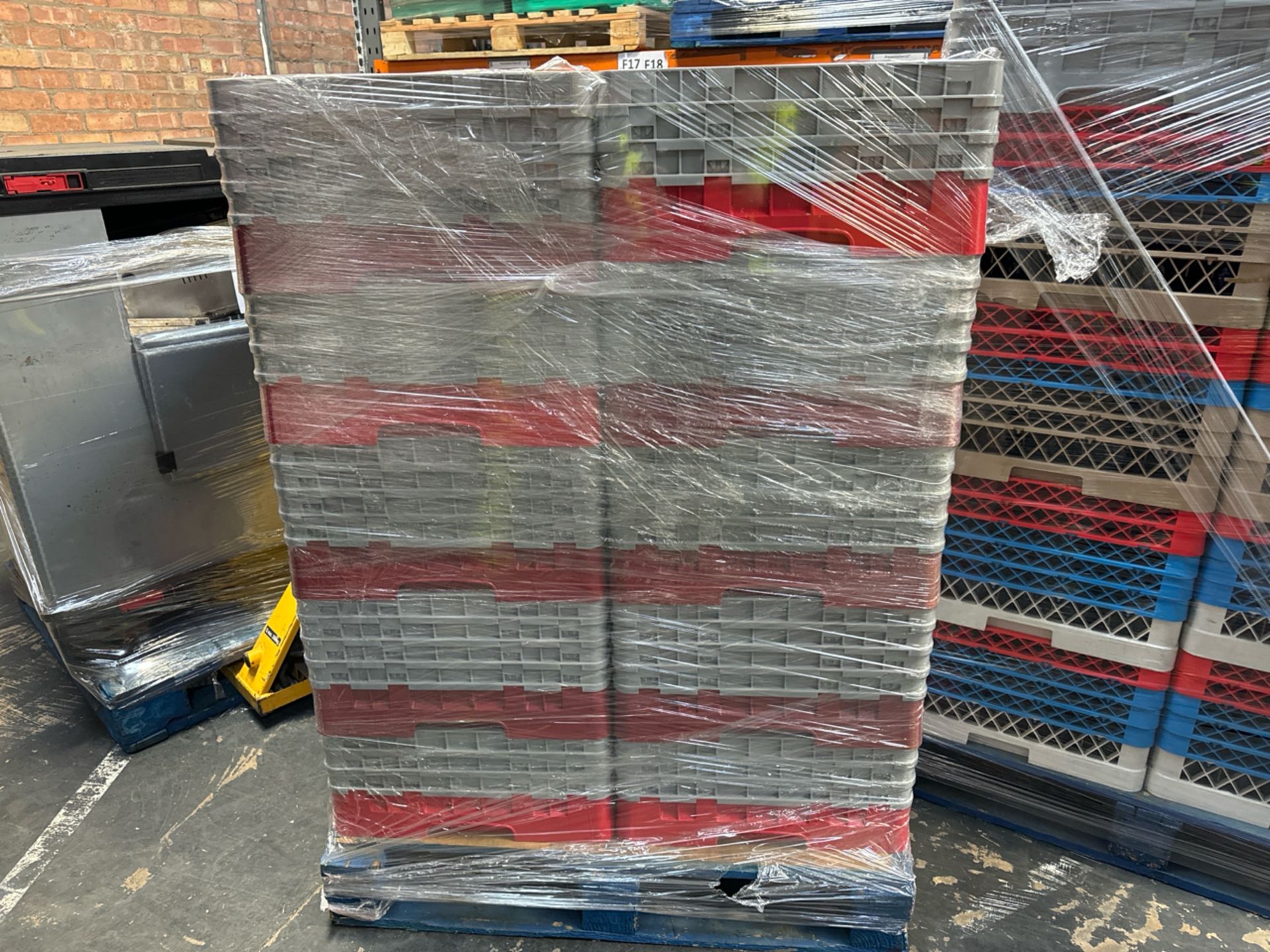 Pallet of Blue 75cl Wine Glasses