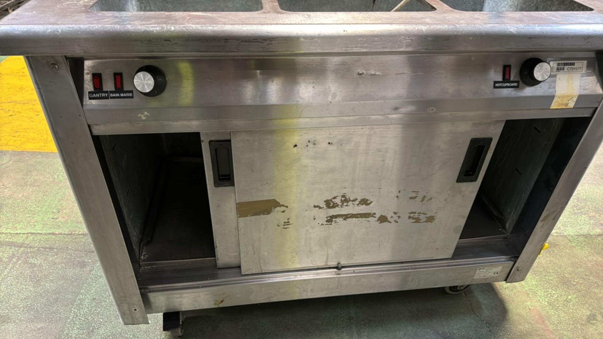 Victor Mobile Heated Serving Unit - Image 6 of 7