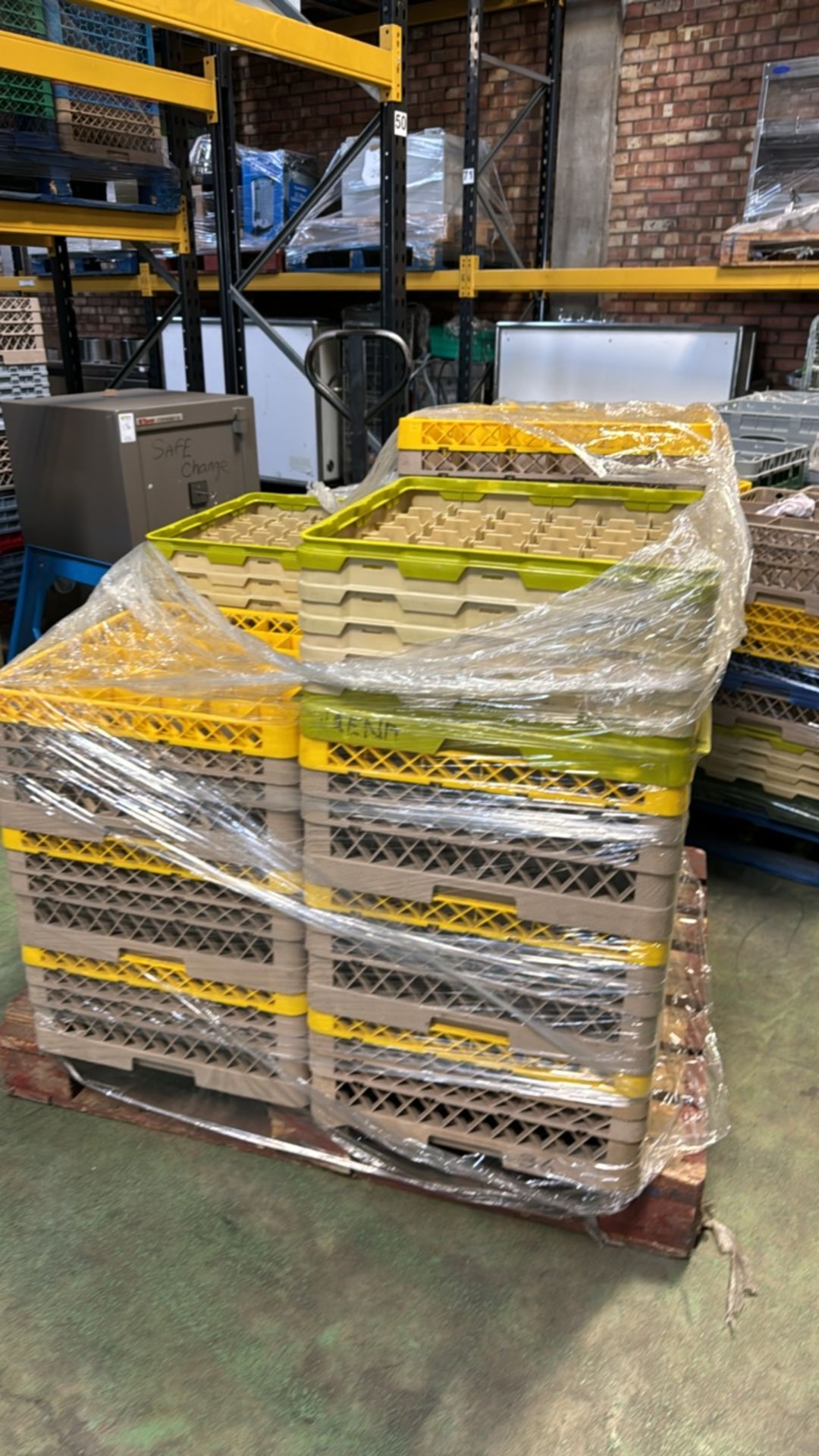 Pallet of Plastic Glass Racks - Image 2 of 3