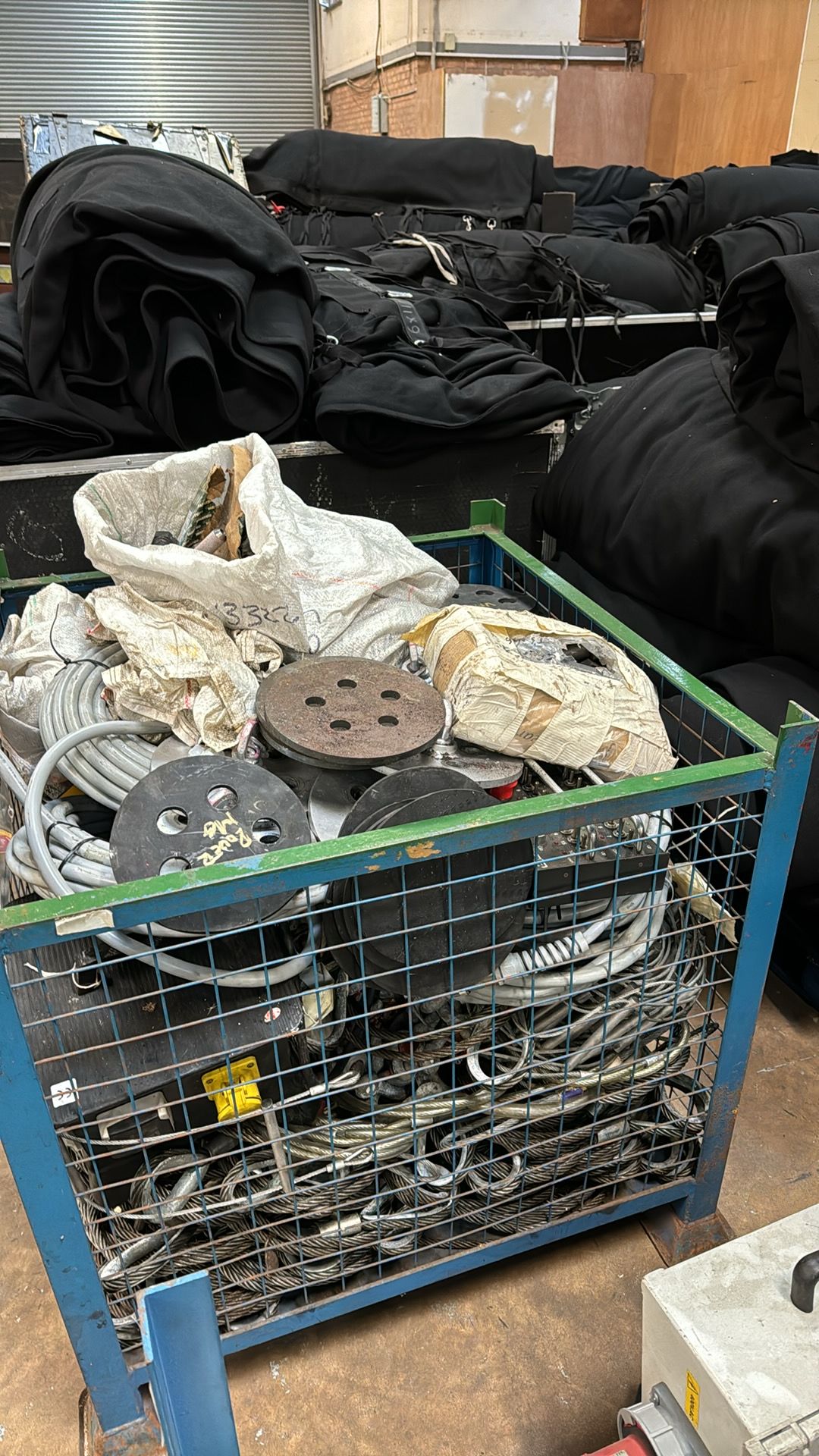 Metal Cage & Contents - Image 6 of 6