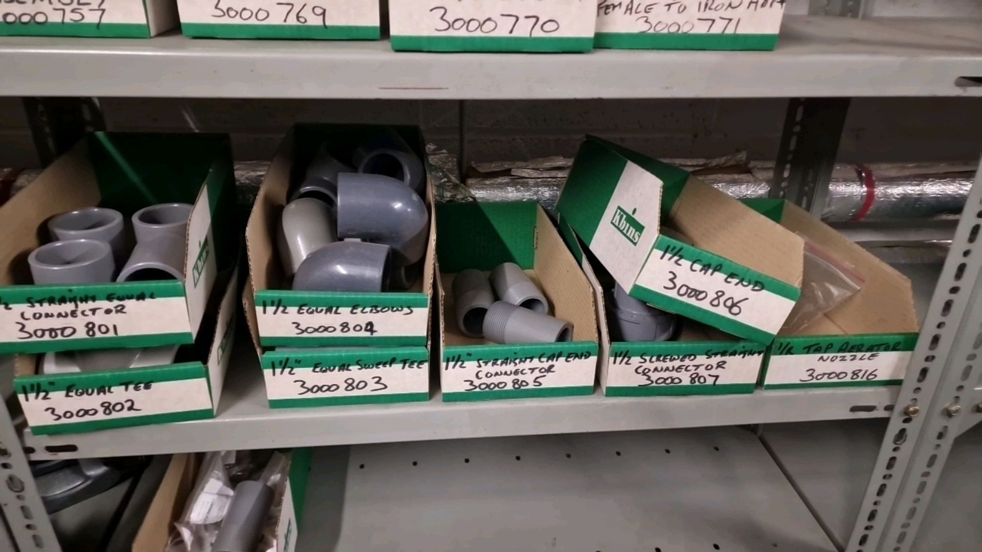 Machine Parts And 1 Run of Shelving - NO RESERVE - Image 7 of 11