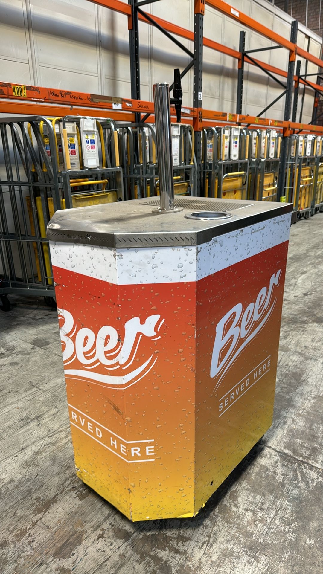 Beer Dispensing Stand - Image 2 of 12