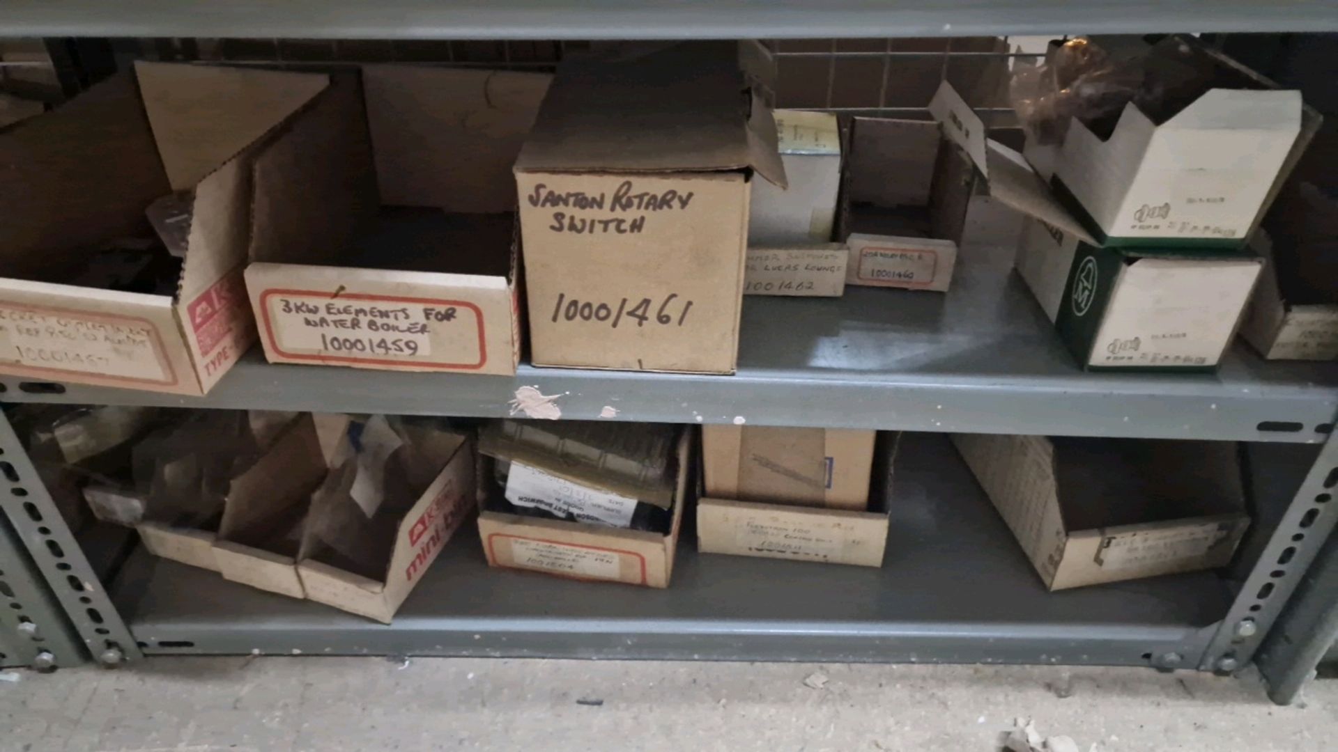 Machine Parts And 1 Run of Shelving - NO RESERVE - Image 11 of 12
