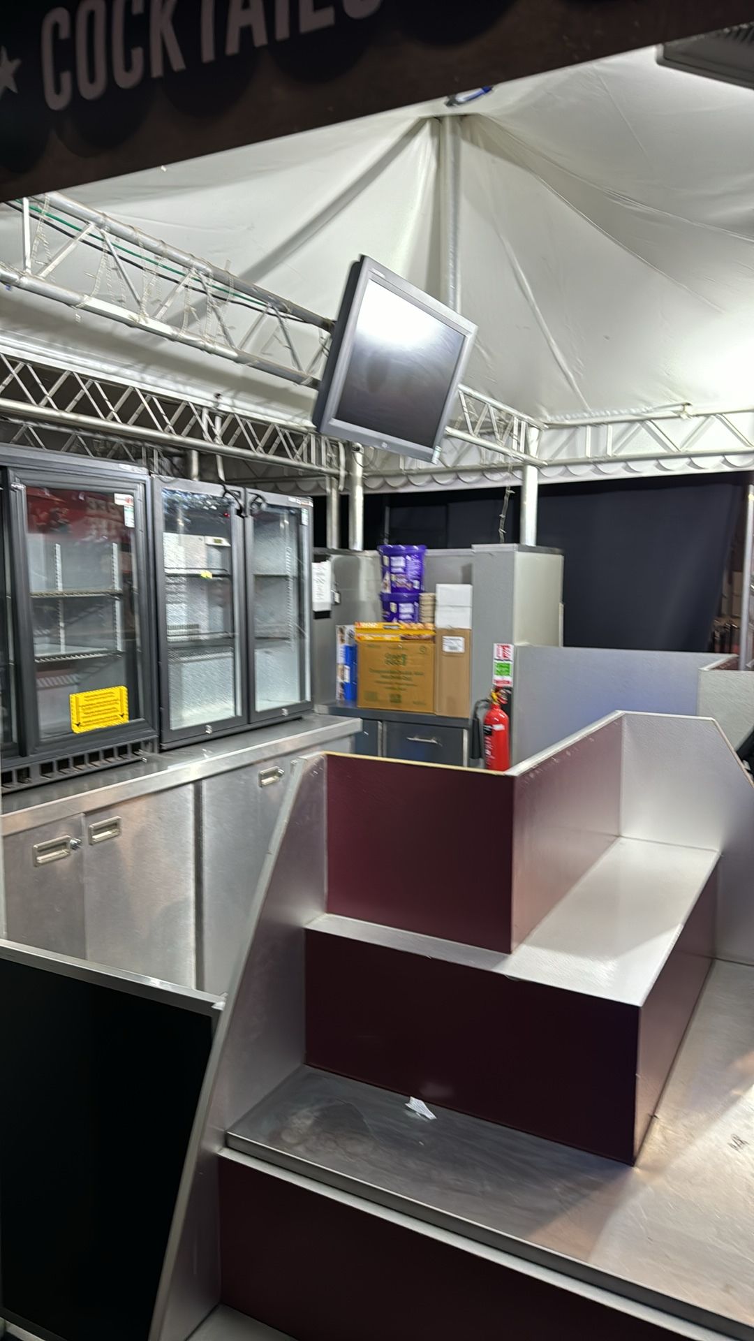 Modular Catering Unit / Retail Point - Image 16 of 16
