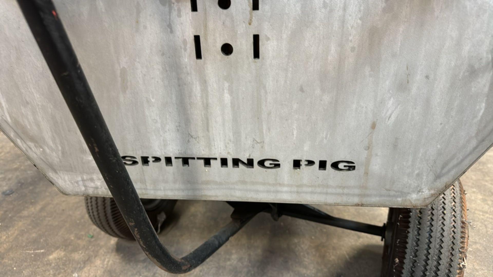 Spitting Pig Hog Roast - Image 6 of 8