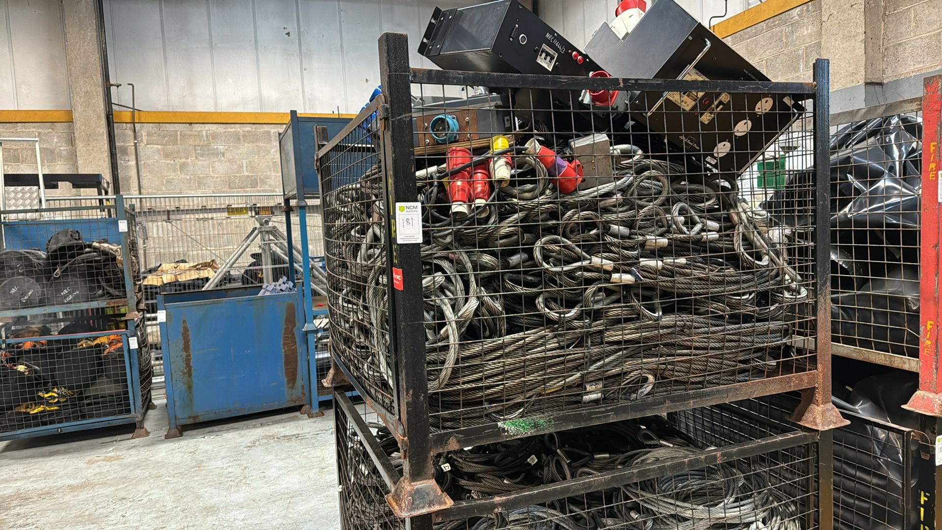 1 x Metal Crate / Cage of industrial steel rigging