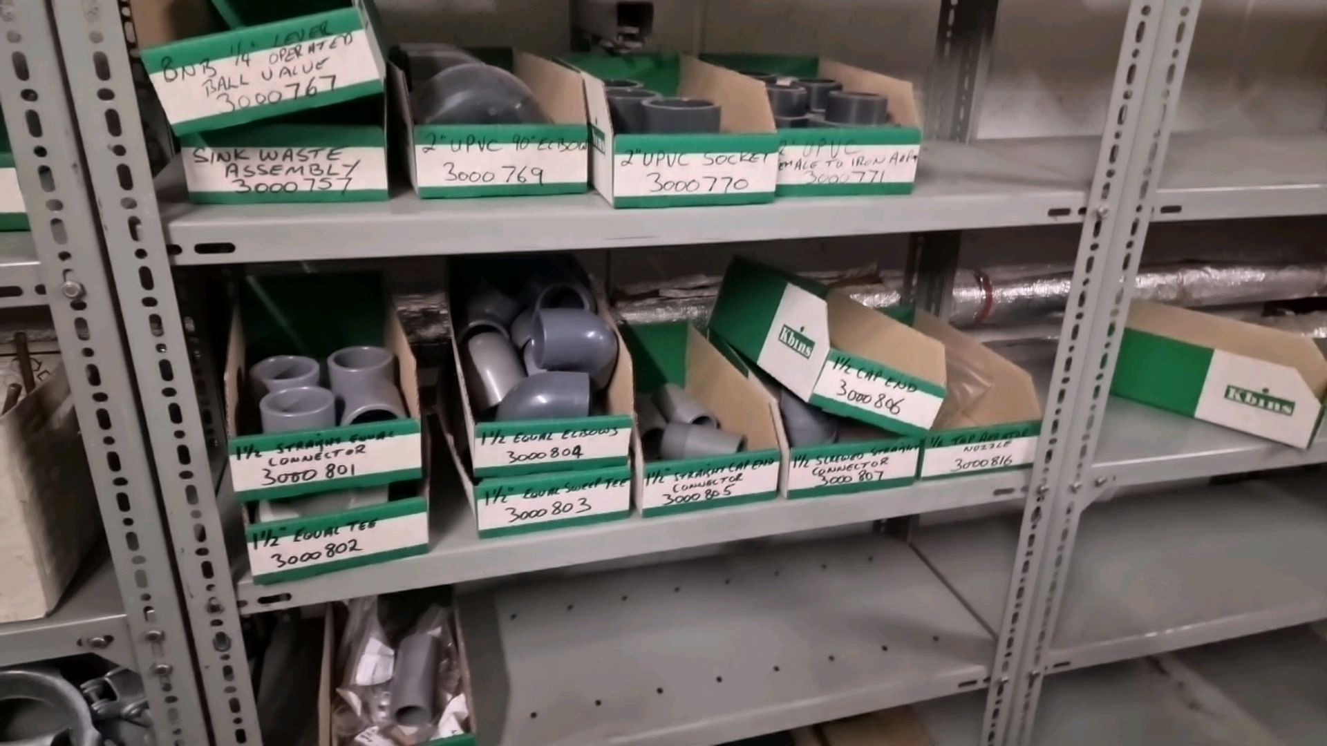 Machine Parts And 1 Run of Shelving - NO RESERVE - Image 4 of 11