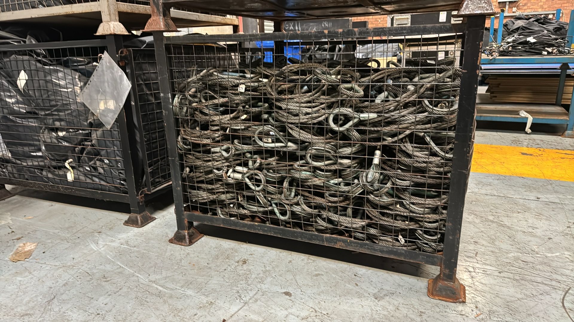 1 x Metal Crate / Cage of industrial steel rigging - Image 4 of 5