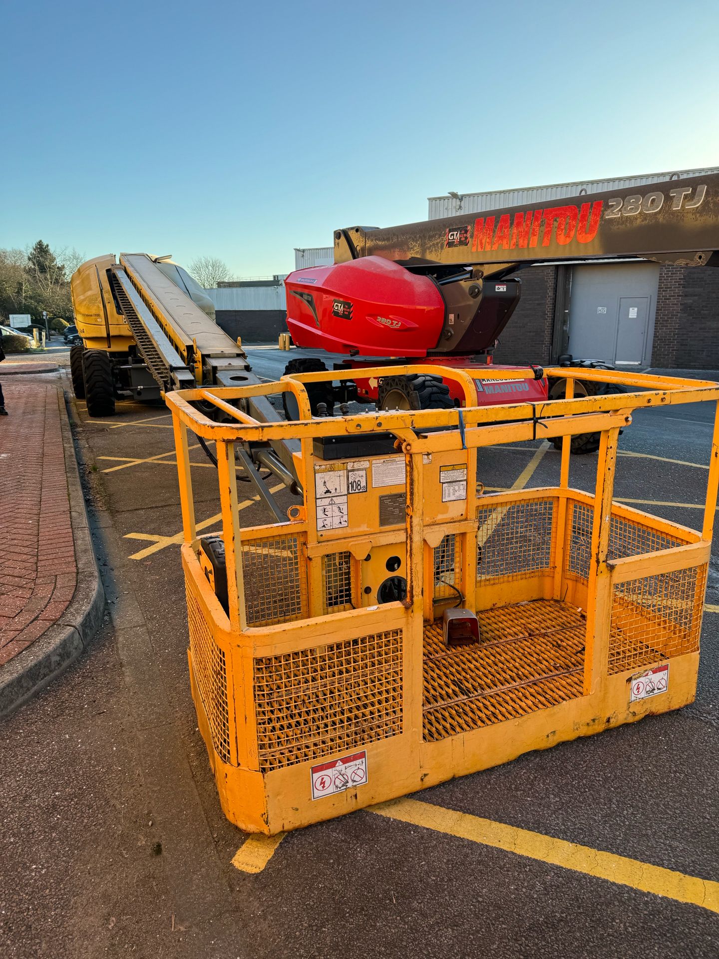 2003 MANLIFT, T86J Wheeled Telescopic Boom Lift 43 - Image 15 of 25